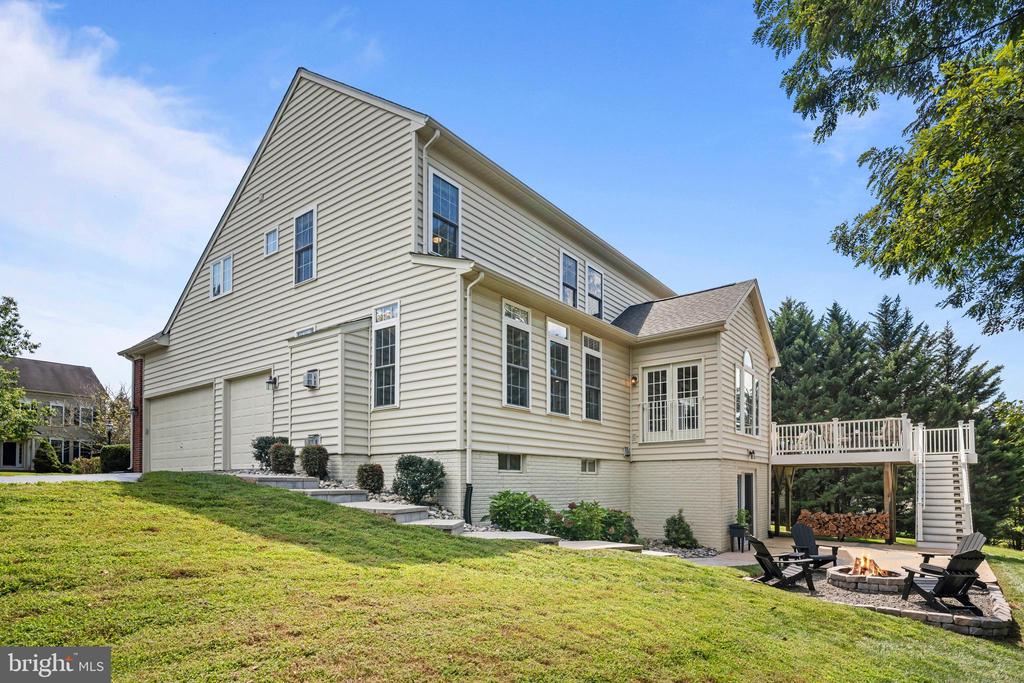 6288 REDWINGED BLACKBIRD DR, WARRENTON, Virginia, 5 Bedrooms Bedrooms, ,3 BathroomsBathrooms,Residential,6288 REDWINGED BLACKBIRD DR,VAFQ2019438 MLS # VAFQ2019438