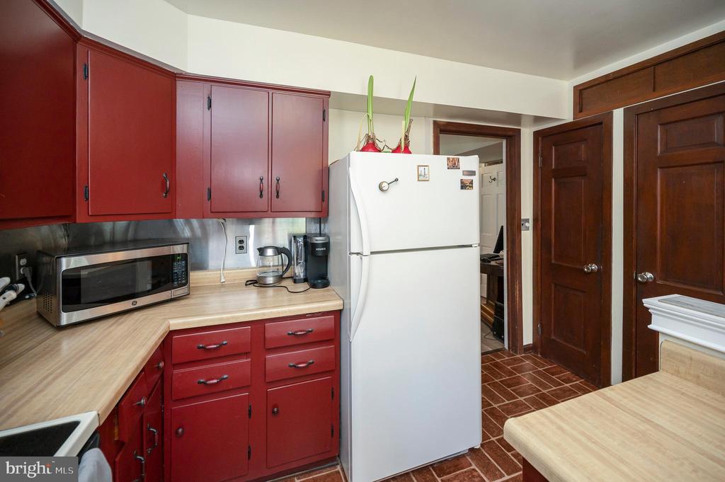 31934 INDIANTOWN RD, LOCUST GROVE, Virginia 22508, 3 Bedrooms Bedrooms, ,2 BathroomsBathrooms,Residential,31934 INDIANTOWN RD,VAOR2012576 MLS # VAOR2012576