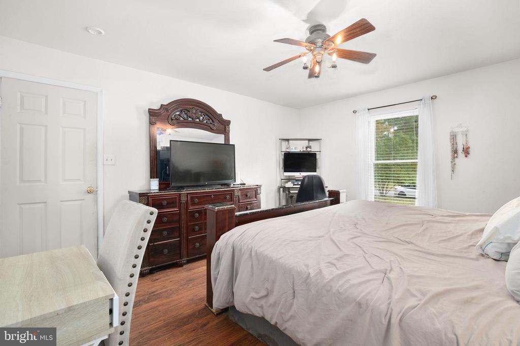 10304 BAYBERRY LN, SPOTSYLVANIA, Virginia 22553, 3 Bedrooms Bedrooms, ,2 BathroomsBathrooms,Residential,10304 BAYBERRY LN,VASP2037046 MLS # VASP2037046