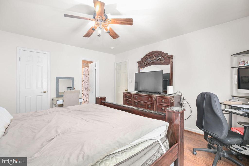 10304 BAYBERRY LN, SPOTSYLVANIA, Virginia 22553, 3 Bedrooms Bedrooms, ,2 BathroomsBathrooms,Residential,10304 BAYBERRY LN,VASP2037046 MLS # VASP2037046