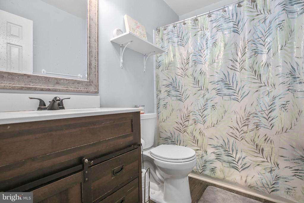 10304 BAYBERRY LN, SPOTSYLVANIA, Virginia 22553, 3 Bedrooms Bedrooms, ,2 BathroomsBathrooms,Residential,10304 BAYBERRY LN,VASP2037046 MLS # VASP2037046