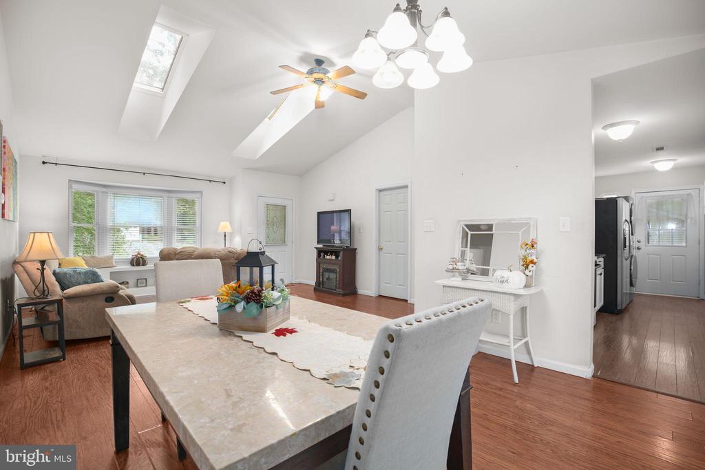 10304 BAYBERRY LN, SPOTSYLVANIA, Virginia 22553, 3 Bedrooms Bedrooms, ,2 BathroomsBathrooms,Residential,10304 BAYBERRY LN,VASP2037046 MLS # VASP2037046