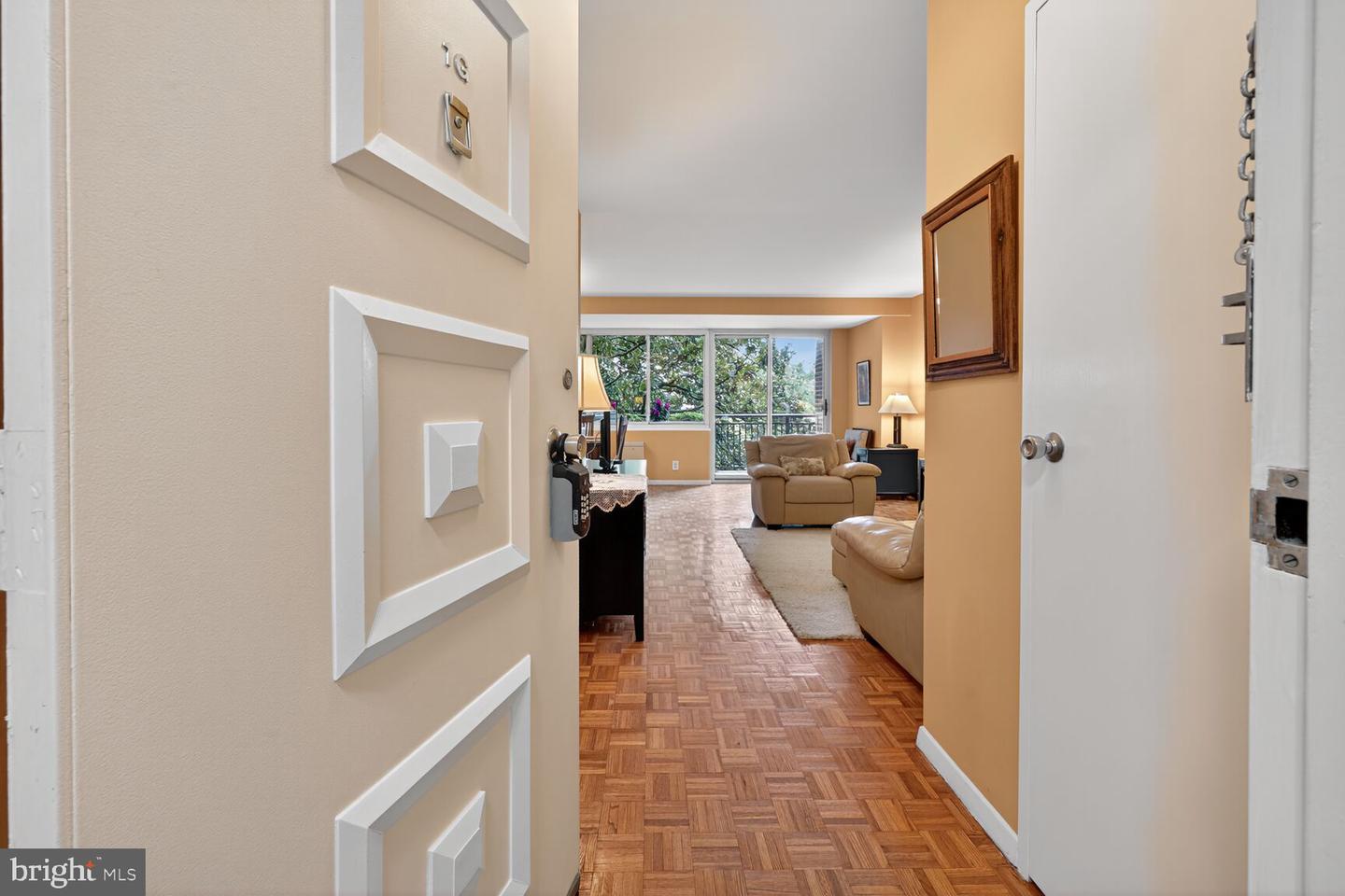 3900 WATSON PL NW #B-1G, WASHINGTON, District Of Columbia 20016, 1 Bedroom Bedrooms, ,1 BathroomBathrooms,Residential,For sale,3900 WATSON PL NW #B-1G,DCDC2226448 MLS # DCDC2226448