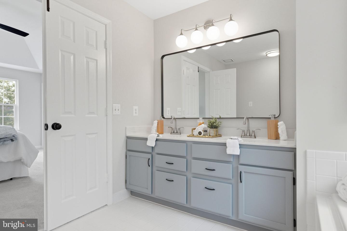 21005 MATCHLOCK CT, ASHBURN, Virginia 20147, 4 Bedrooms Bedrooms, ,3 BathroomsBathrooms,Residential,For sale,21005 MATCHLOCK CT,VALO2108772 MLS # VALO2108772