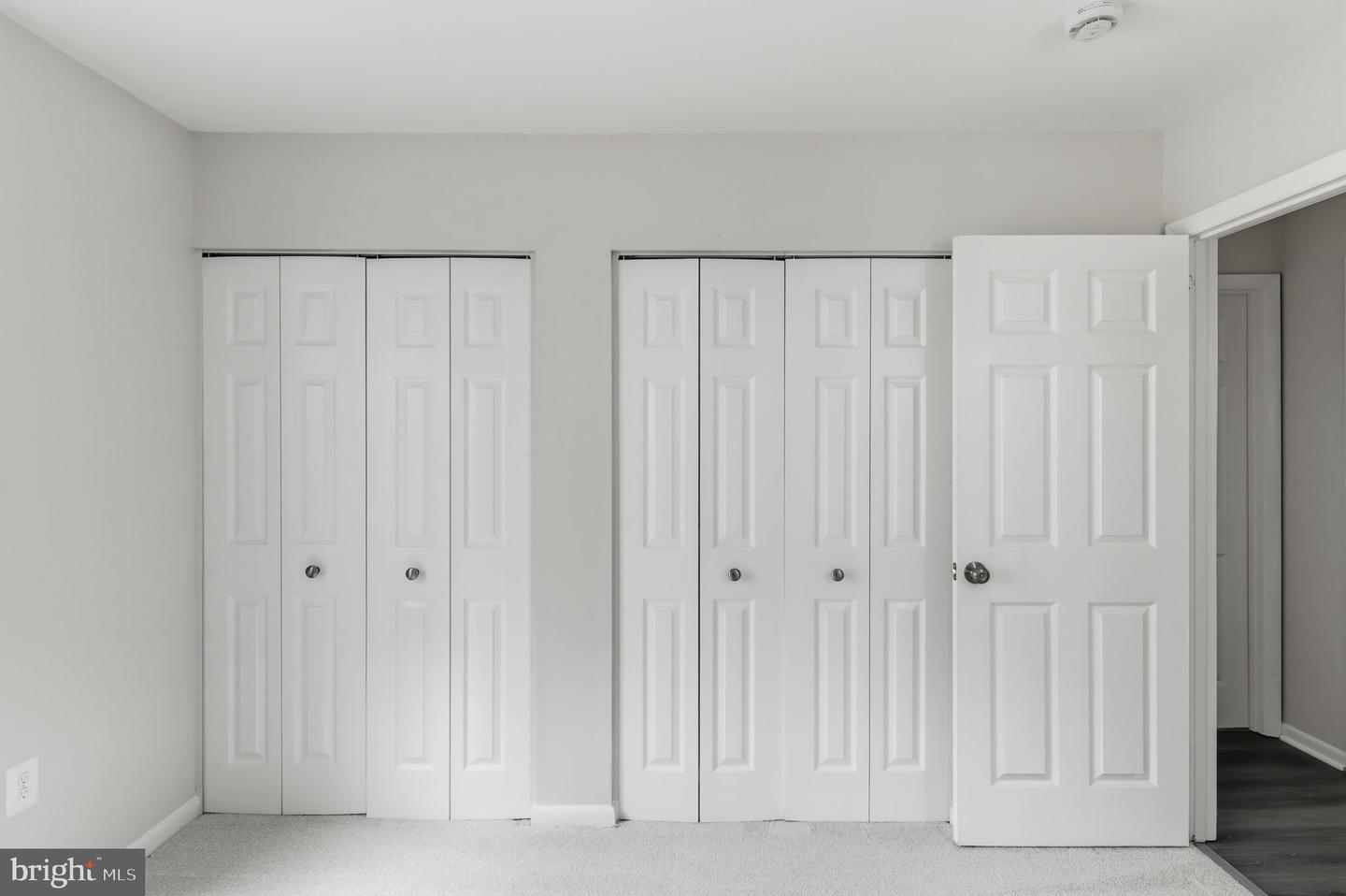 6018 REGENTS PARK RD, CENTREVILLE, Virginia 20120, 2 Bedrooms Bedrooms, ,1 BathroomBathrooms,Residential,For sale,6018 REGENTS PARK RD,VAFX2274098 MLS # VAFX2274098