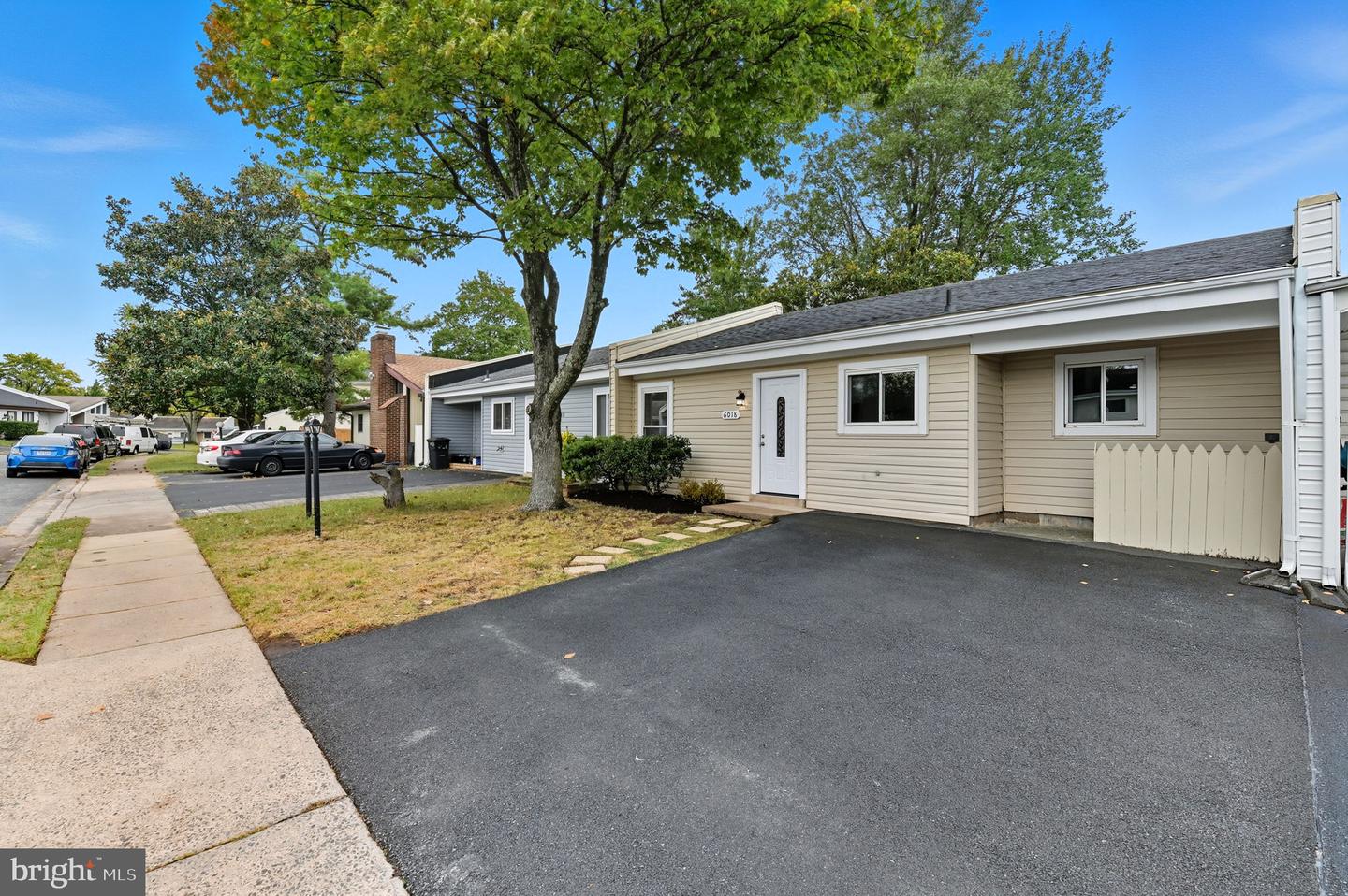 6018 REGENTS PARK RD, CENTREVILLE, Virginia 20120, 2 Bedrooms Bedrooms, ,1 BathroomBathrooms,Residential,For sale,6018 REGENTS PARK RD,VAFX2274098 MLS # VAFX2274098