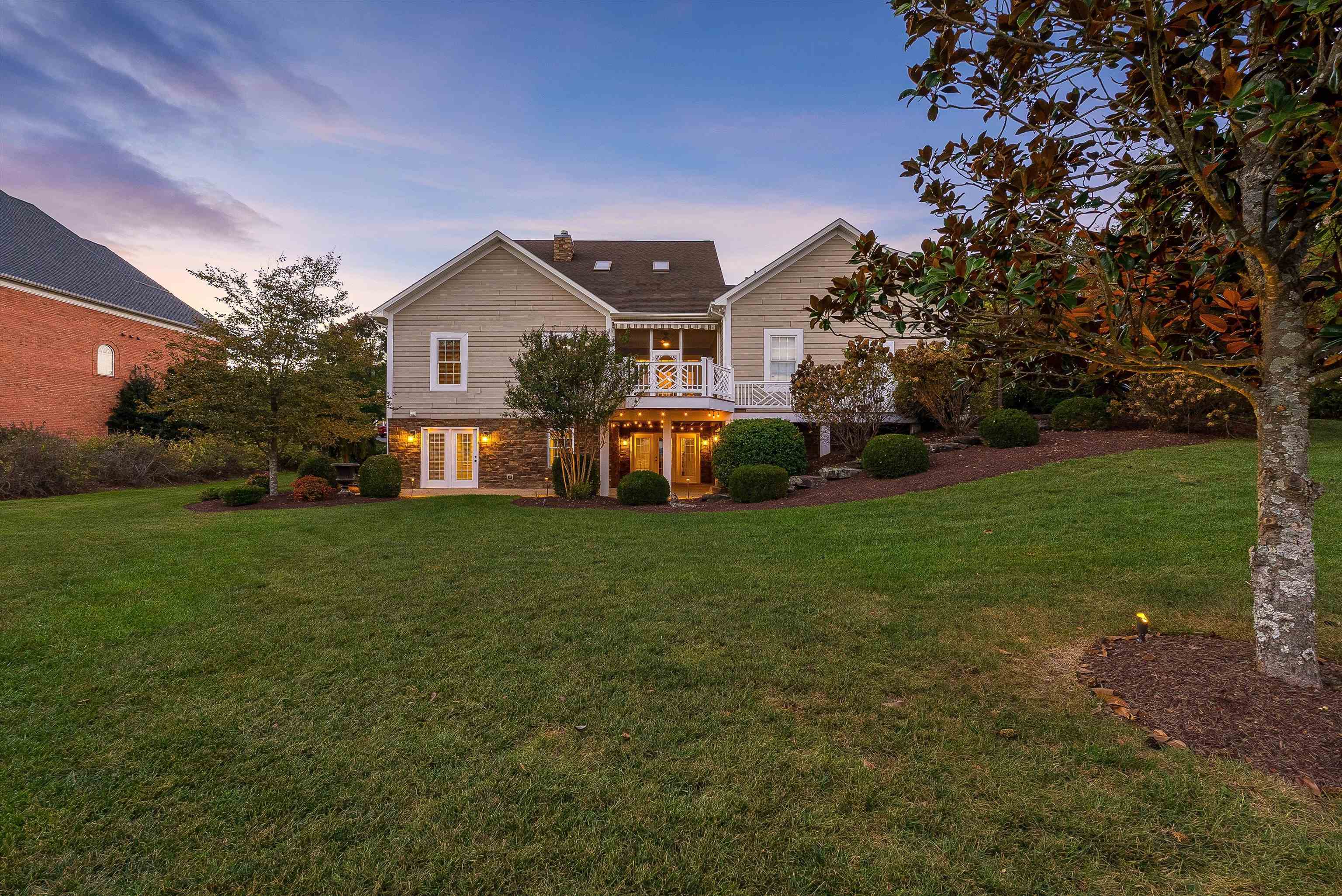 121 CLAREMONT AVE, ROCKINGHAM, Virginia 22801, 4 Bedrooms Bedrooms, ,3 BathroomsBathrooms,Residential,121 CLAREMONT AVE,670183 MLS # 670183