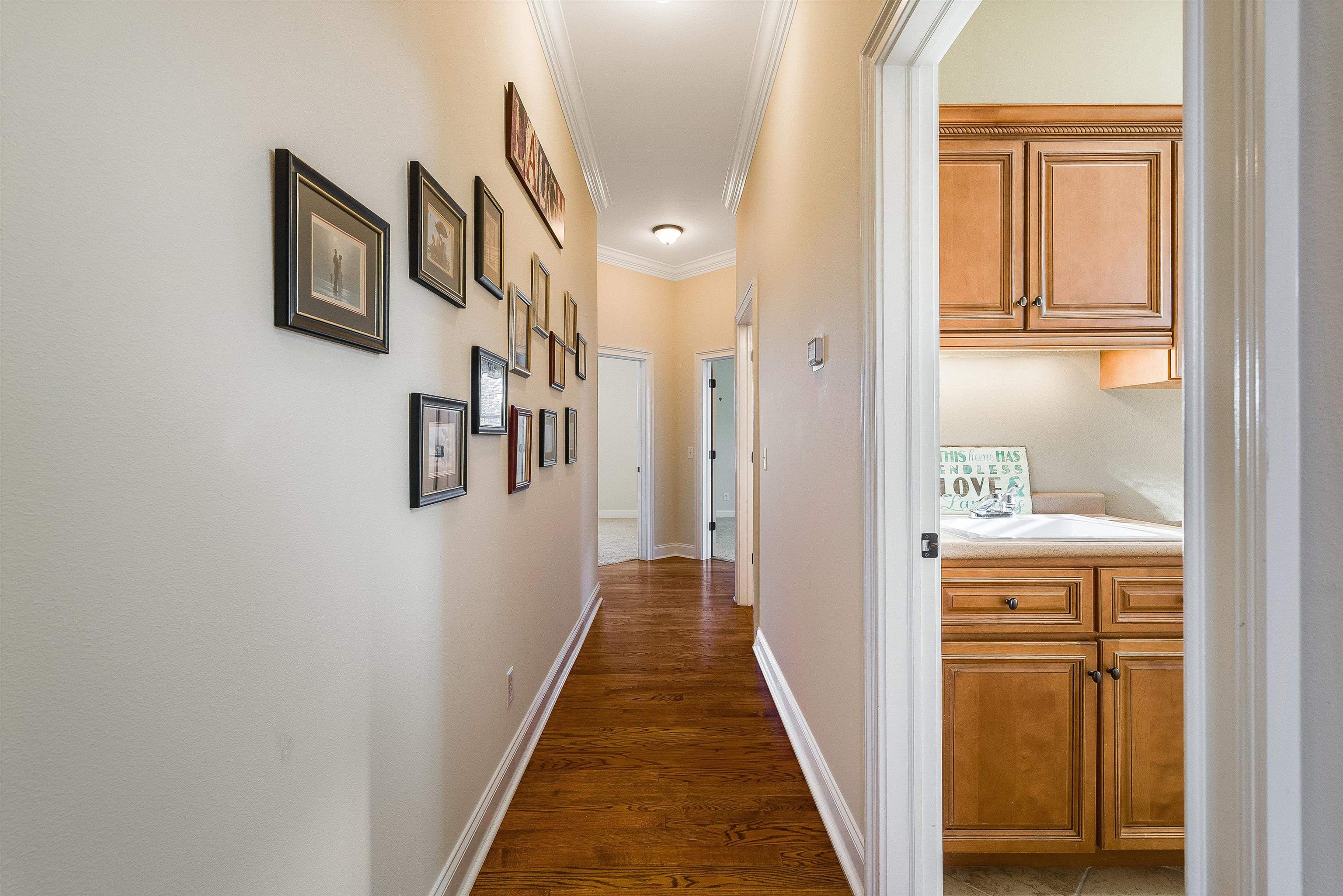 121 CLAREMONT AVE, ROCKINGHAM, Virginia 22801, 4 Bedrooms Bedrooms, ,3 BathroomsBathrooms,Residential,121 CLAREMONT AVE,670183 MLS # 670183
