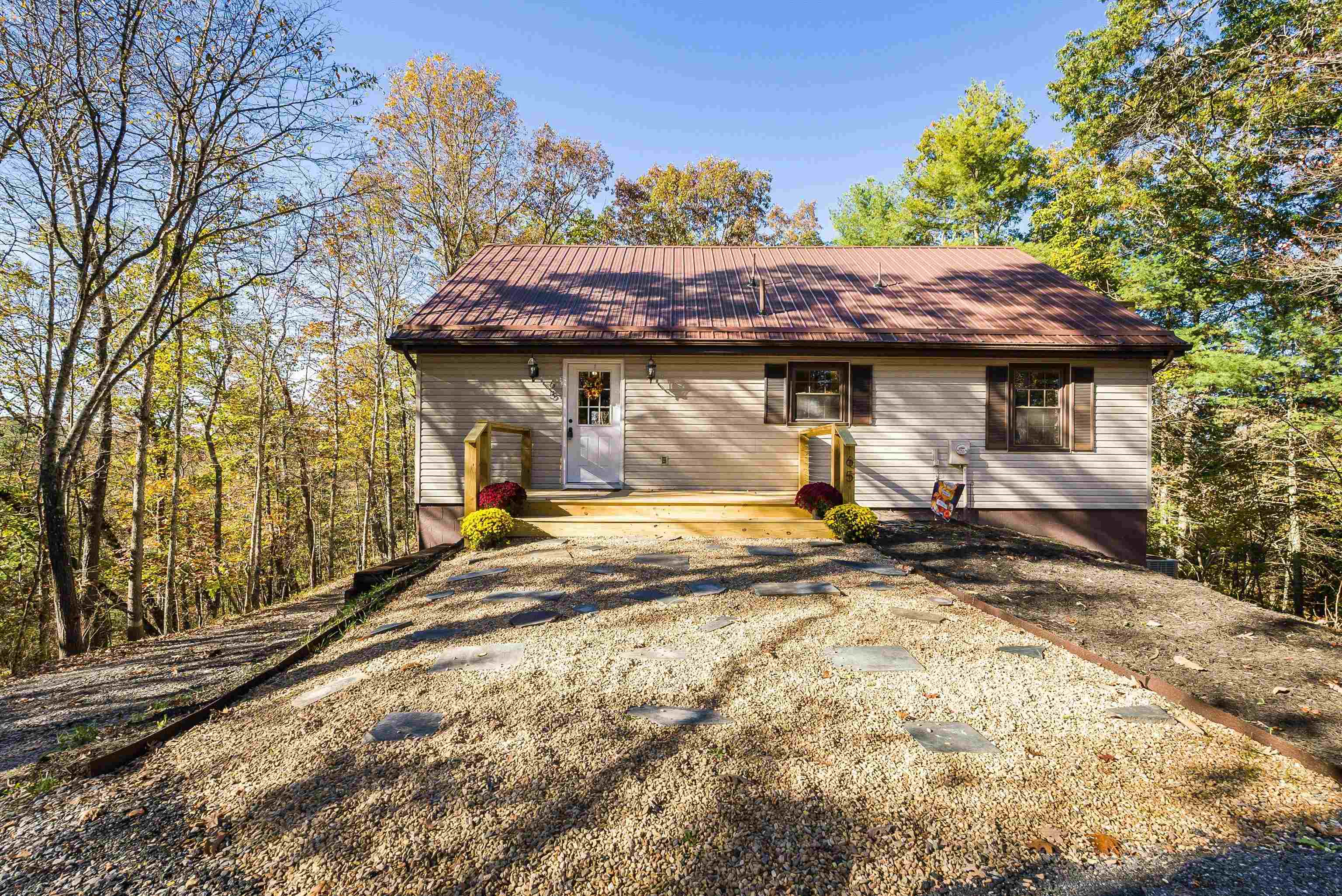 65 MOUNTAIN DEER RUN, WEST AUGUSTA, Virginia 24485, 3 Bedrooms Bedrooms, ,2 BathroomsBathrooms,Residential,65 MOUNTAIN DEER RUN,670188 MLS # 670188
