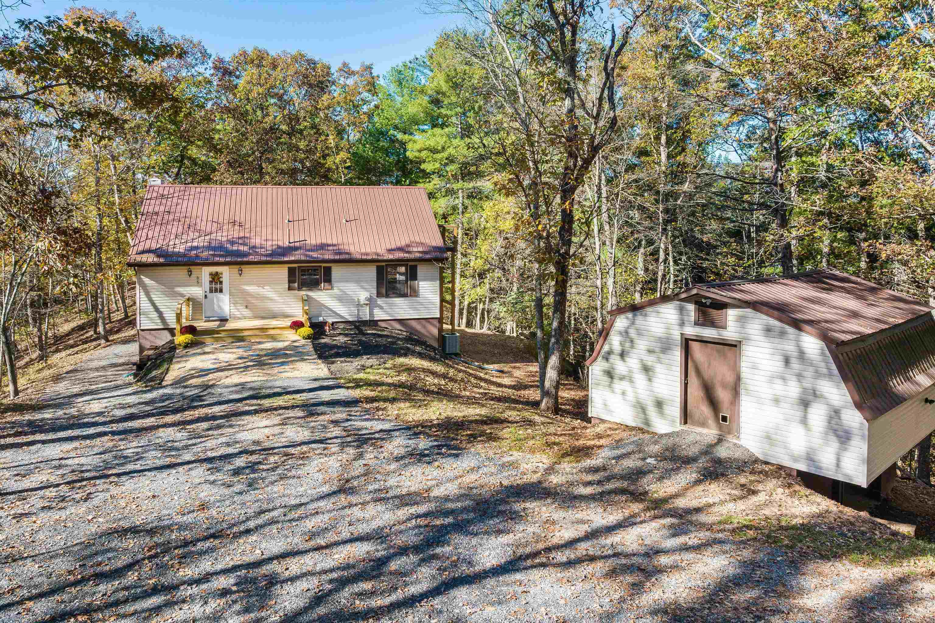 65 MOUNTAIN DEER RUN, WEST AUGUSTA, Virginia 24485, 3 Bedrooms Bedrooms, ,2 BathroomsBathrooms,Residential,65 MOUNTAIN DEER RUN,670188 MLS # 670188