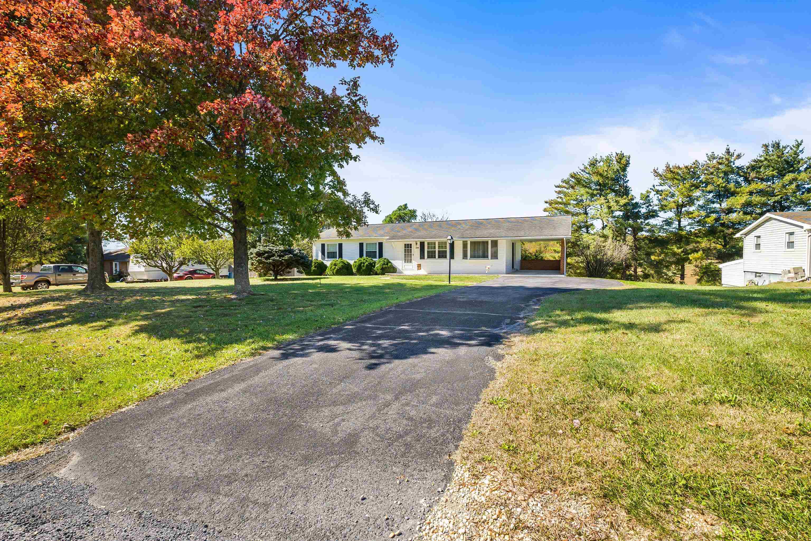 3430 OAK RIDGE RD, MOUNT CRAWFORD, Virginia 22841, 3 Bedrooms Bedrooms, ,1 BathroomBathrooms,Residential,3430 OAK RIDGE RD,670189 MLS # 670189