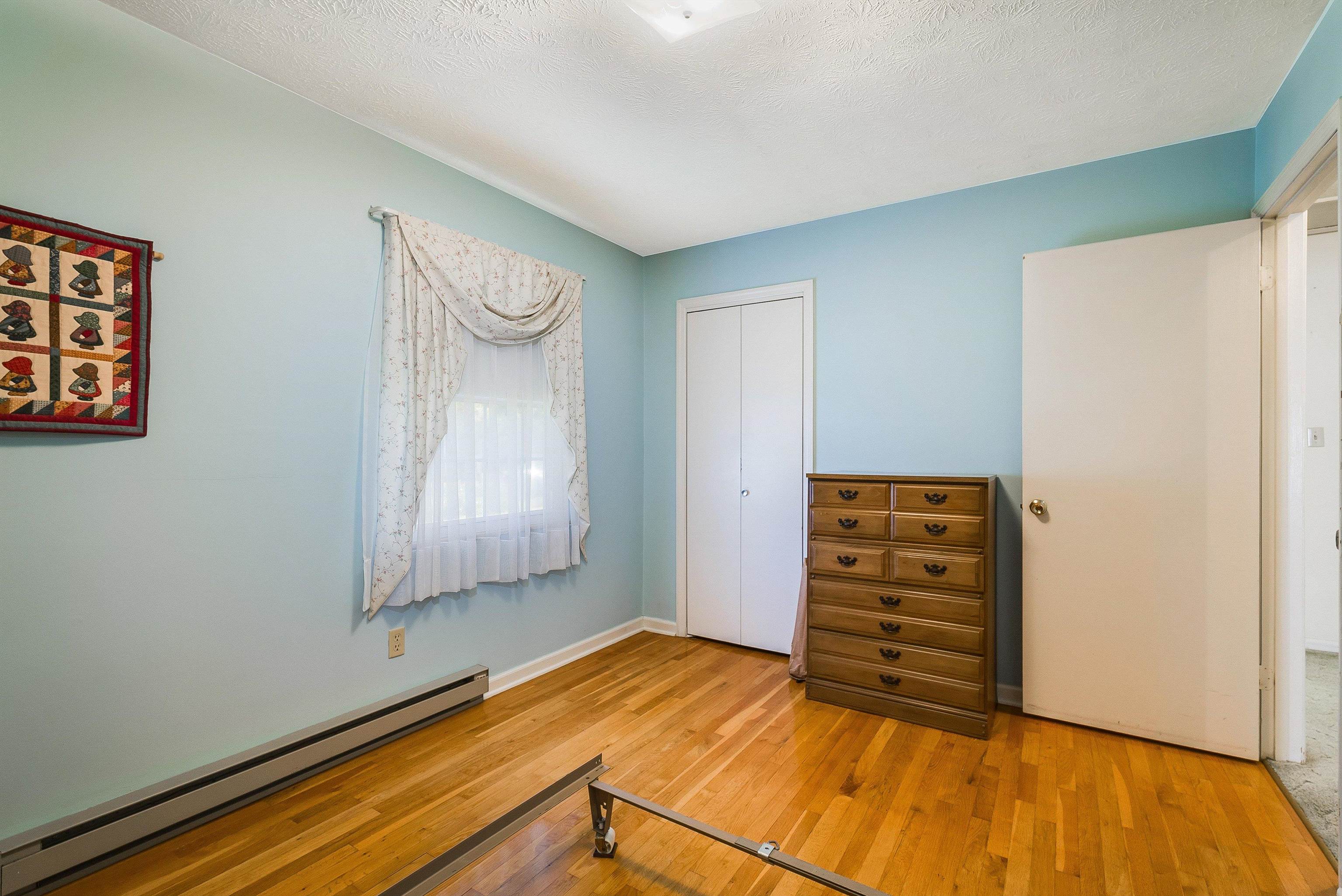 3430 OAK RIDGE RD, MOUNT CRAWFORD, Virginia 22841, 3 Bedrooms Bedrooms, ,1 BathroomBathrooms,Residential,3430 OAK RIDGE RD,670189 MLS # 670189