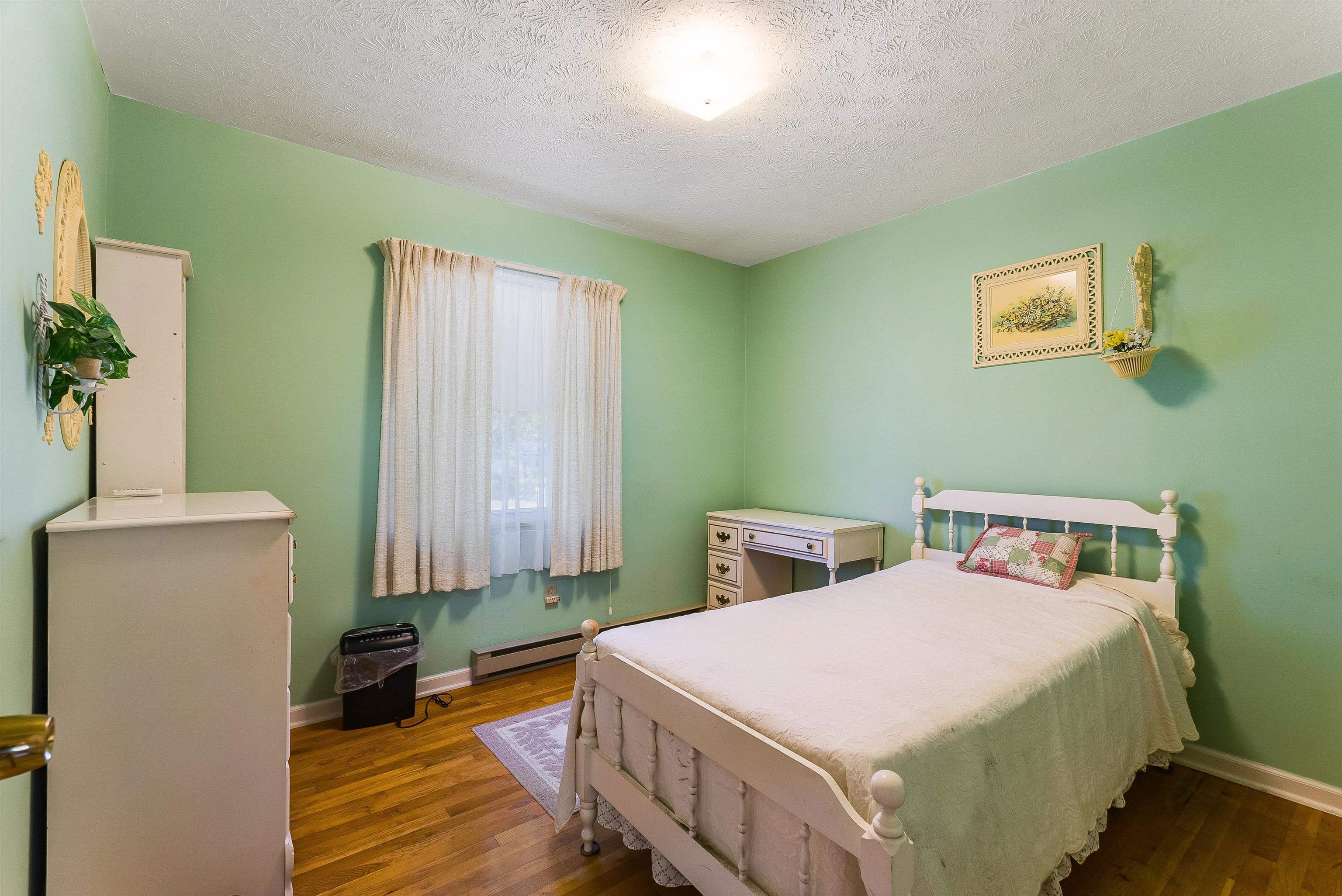 3430 OAK RIDGE RD, MOUNT CRAWFORD, Virginia 22841, 3 Bedrooms Bedrooms, ,1 BathroomBathrooms,Residential,3430 OAK RIDGE RD,670189 MLS # 670189