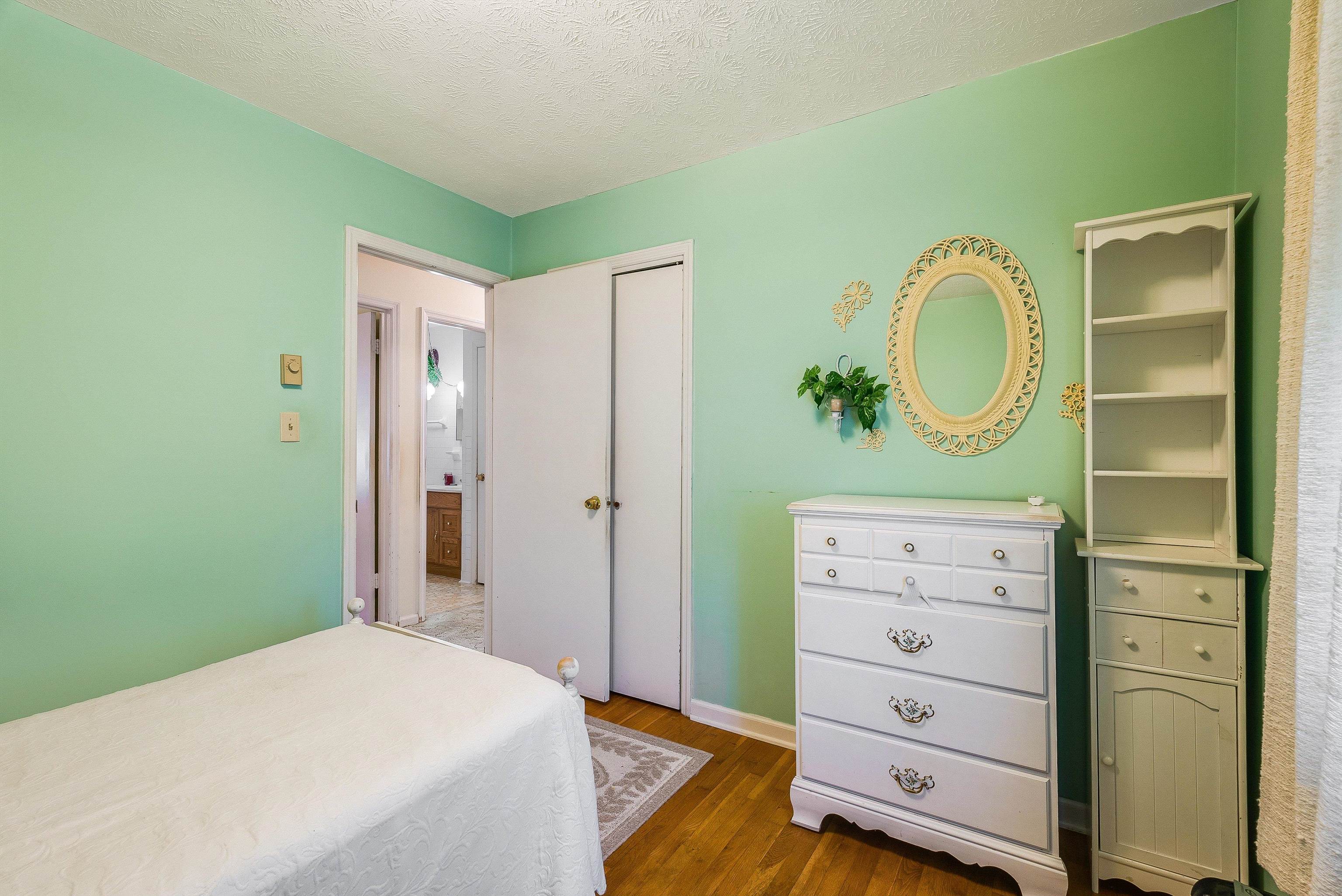 3430 OAK RIDGE RD, MOUNT CRAWFORD, Virginia 22841, 3 Bedrooms Bedrooms, ,1 BathroomBathrooms,Residential,3430 OAK RIDGE RD,670189 MLS # 670189
