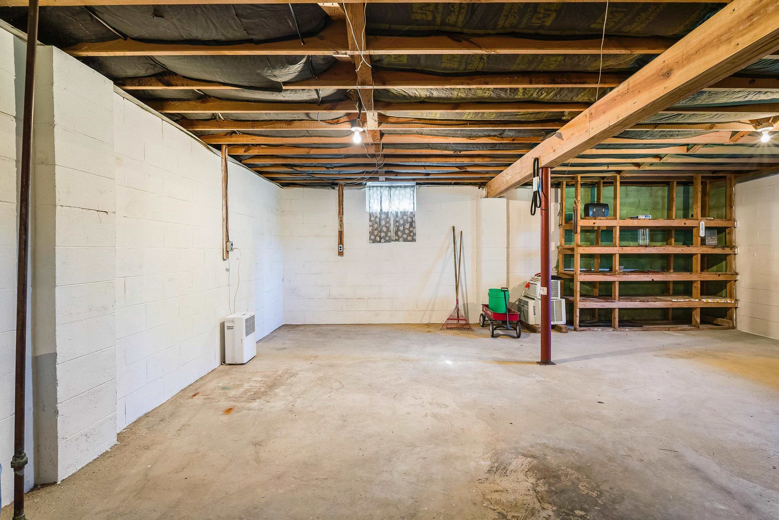 3430 OAK RIDGE RD, MOUNT CRAWFORD, Virginia 22841, 3 Bedrooms Bedrooms, ,1 BathroomBathrooms,Residential,3430 OAK RIDGE RD,670189 MLS # 670189