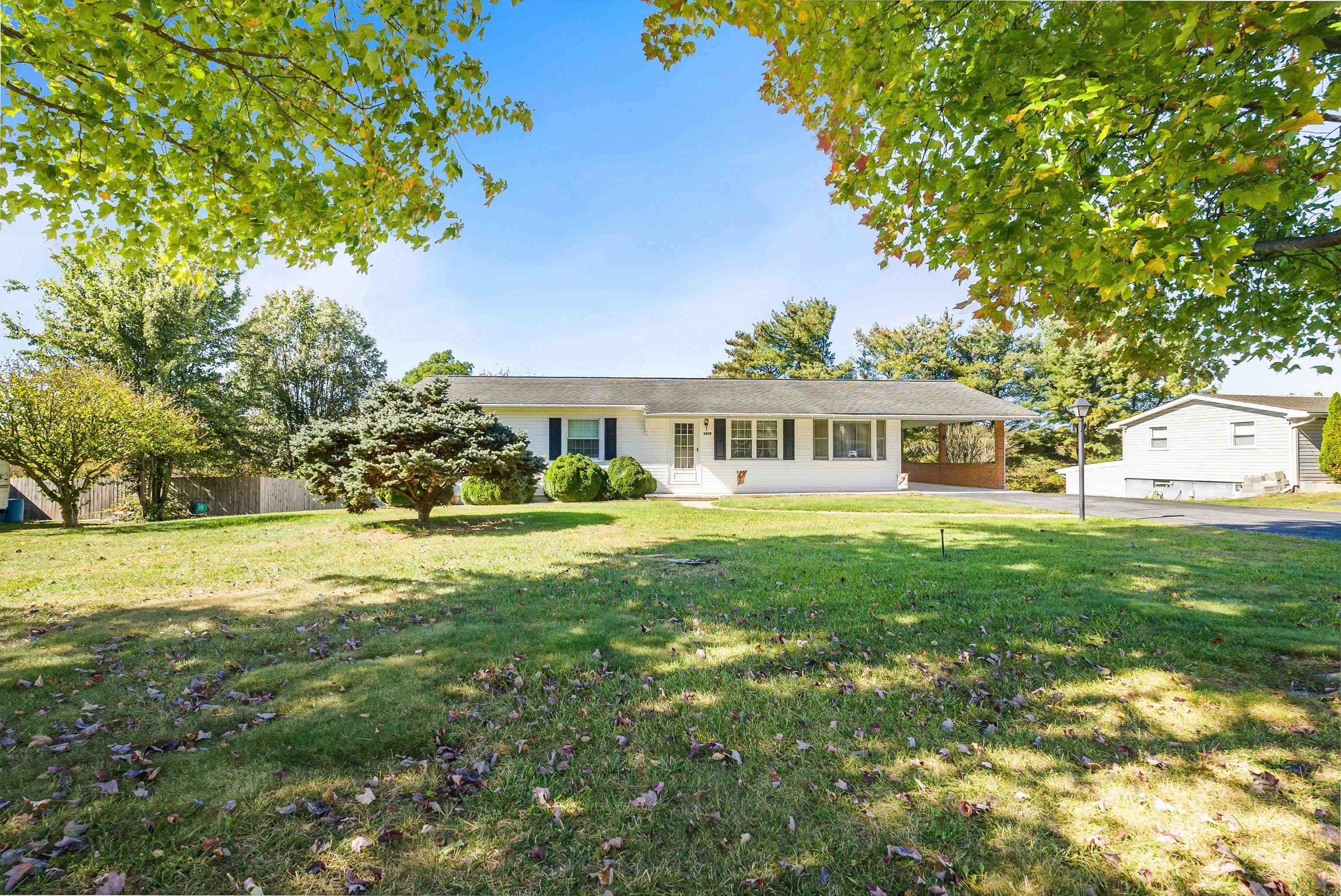 3430 OAK RIDGE RD, MOUNT CRAWFORD, Virginia 22841, 3 Bedrooms Bedrooms, ,1 BathroomBathrooms,Residential,3430 OAK RIDGE RD,670189 MLS # 670189