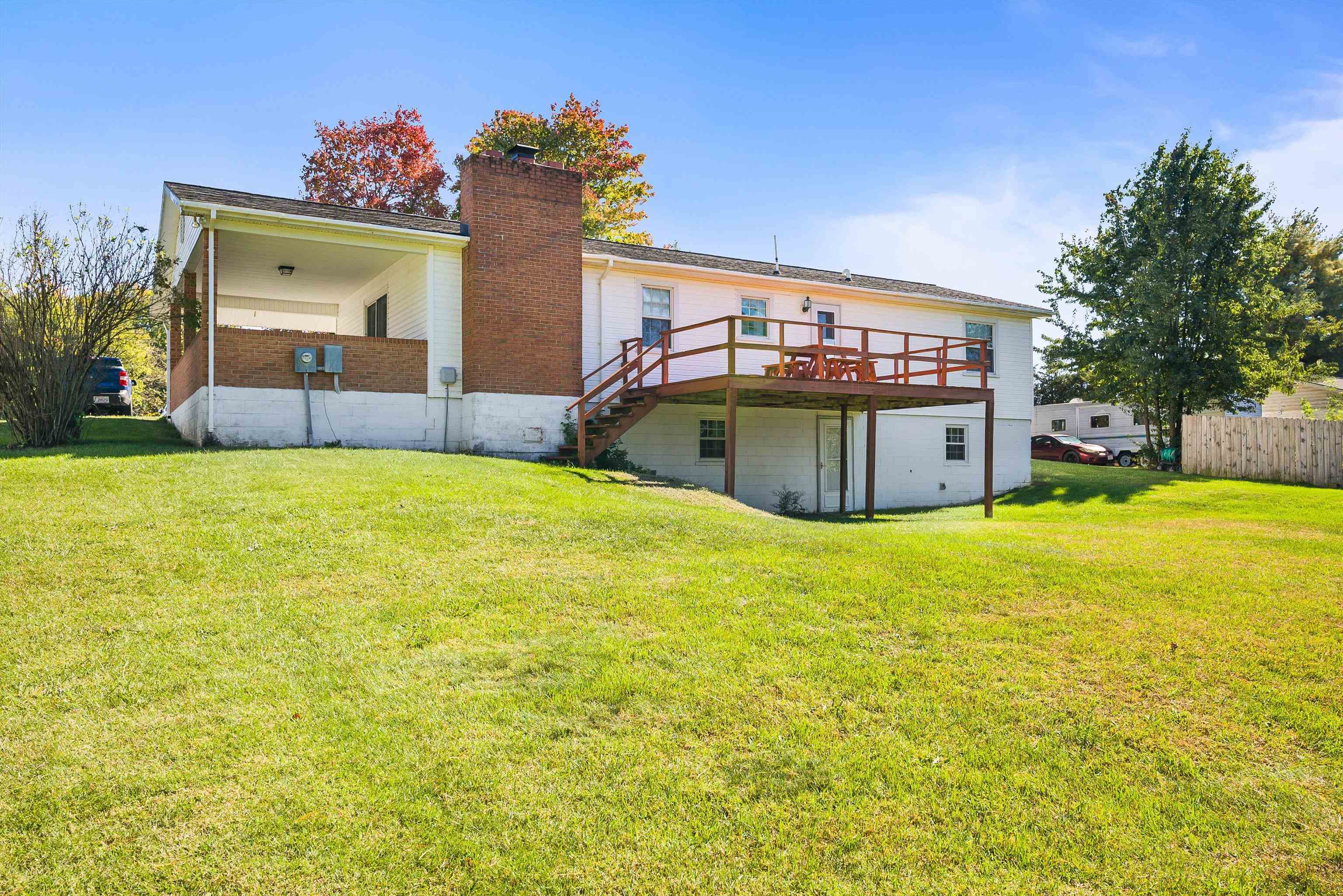 3430 OAK RIDGE RD, MOUNT CRAWFORD, Virginia 22841, 3 Bedrooms Bedrooms, ,1 BathroomBathrooms,Residential,3430 OAK RIDGE RD,670189 MLS # 670189