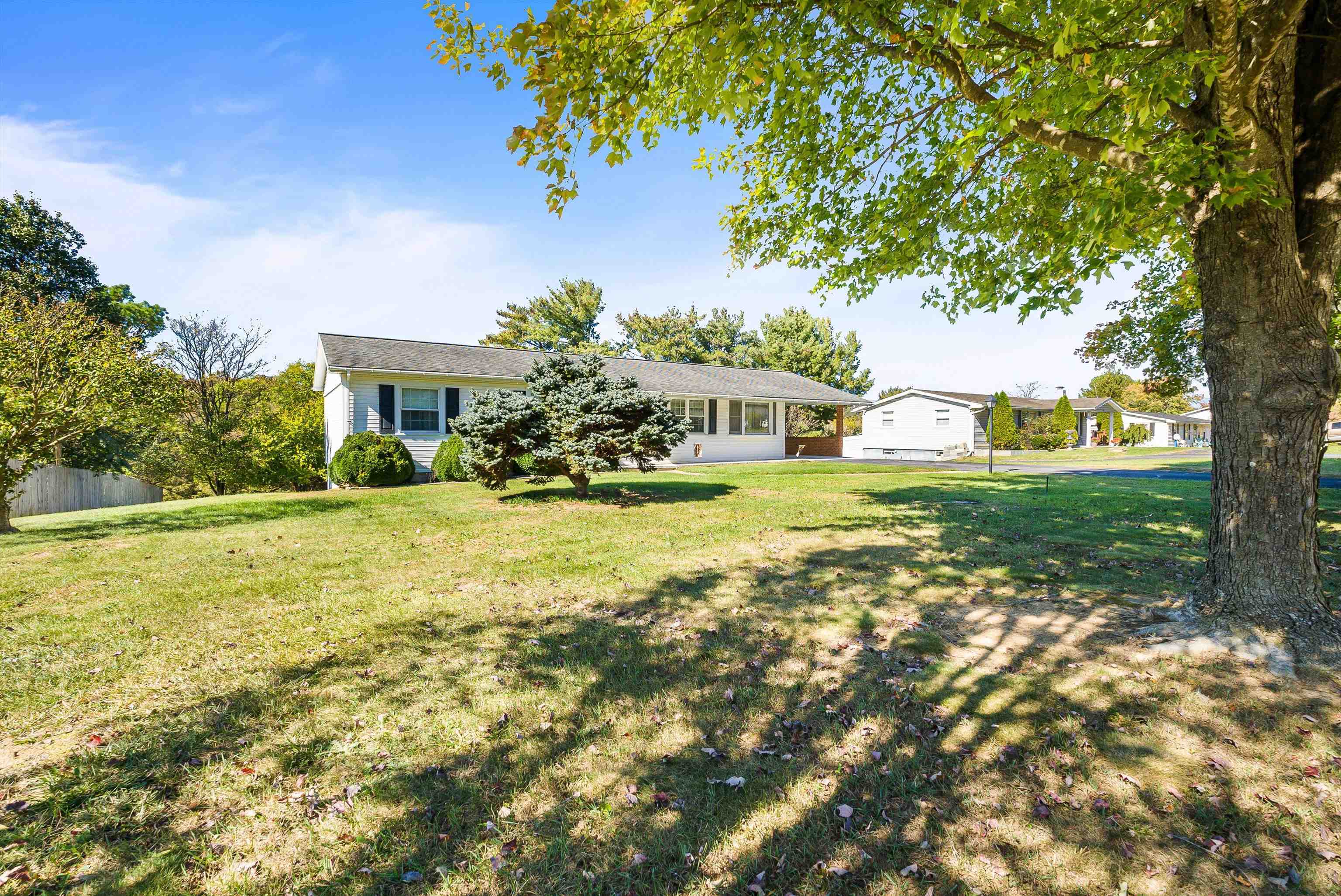 3430 OAK RIDGE RD, MOUNT CRAWFORD, Virginia 22841, 3 Bedrooms Bedrooms, ,1 BathroomBathrooms,Residential,3430 OAK RIDGE RD,670189 MLS # 670189