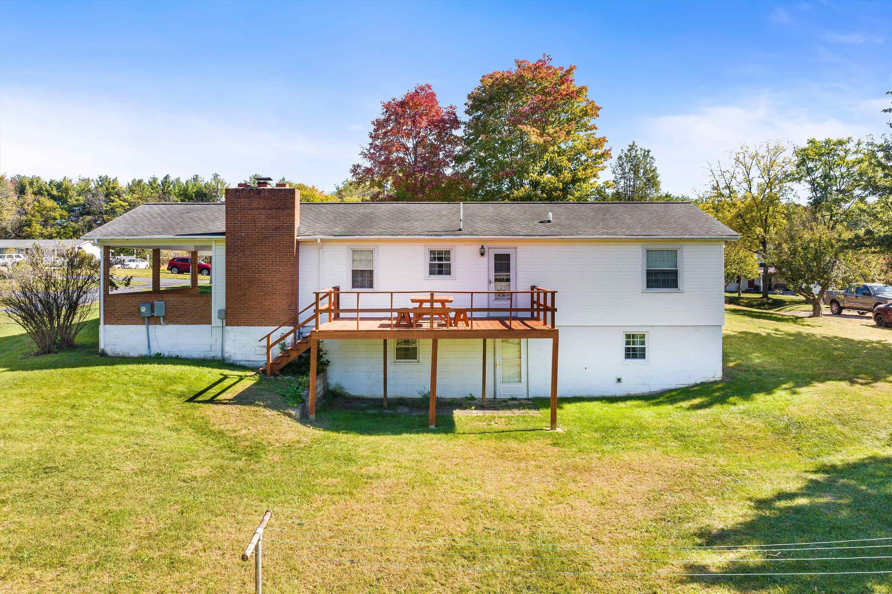 3430 OAK RIDGE RD, MOUNT CRAWFORD, Virginia 22841, 3 Bedrooms Bedrooms, ,1 BathroomBathrooms,Residential,3430 OAK RIDGE RD,670189 MLS # 670189