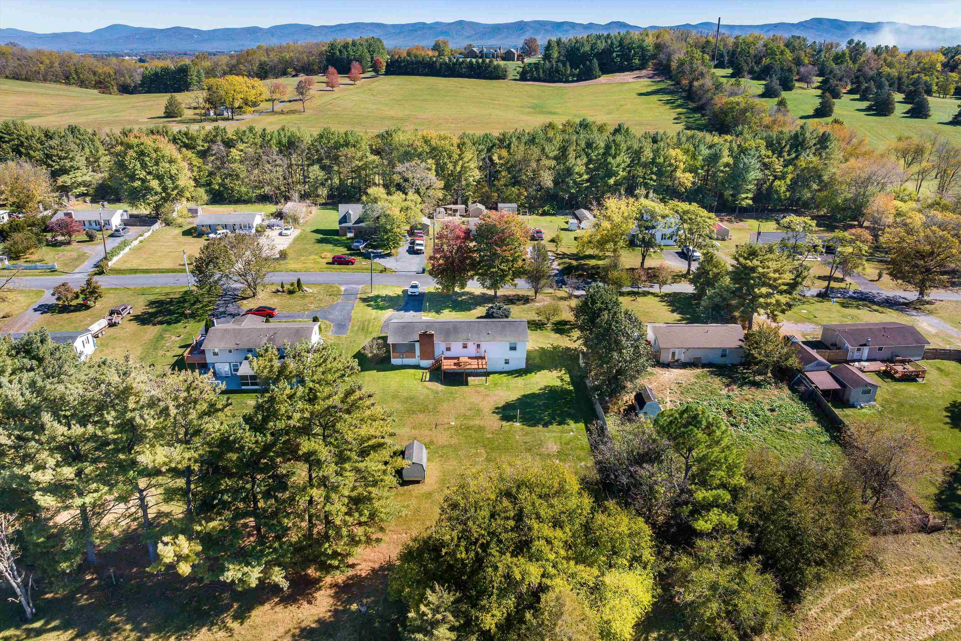 3430 OAK RIDGE RD, MOUNT CRAWFORD, Virginia 22841, 3 Bedrooms Bedrooms, ,1 BathroomBathrooms,Residential,3430 OAK RIDGE RD,670189 MLS # 670189