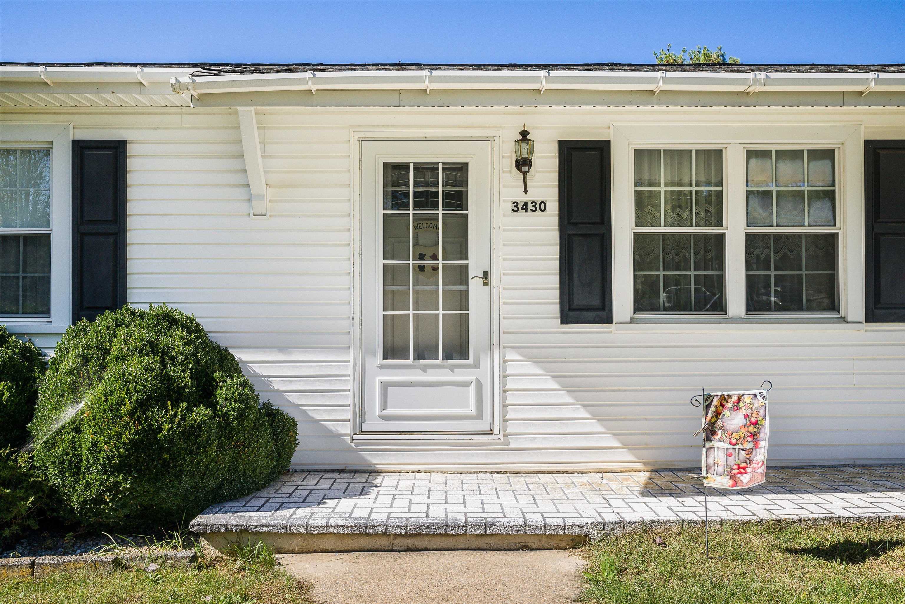 3430 OAK RIDGE RD, MOUNT CRAWFORD, Virginia 22841, 3 Bedrooms Bedrooms, ,1 BathroomBathrooms,Residential,3430 OAK RIDGE RD,670189 MLS # 670189