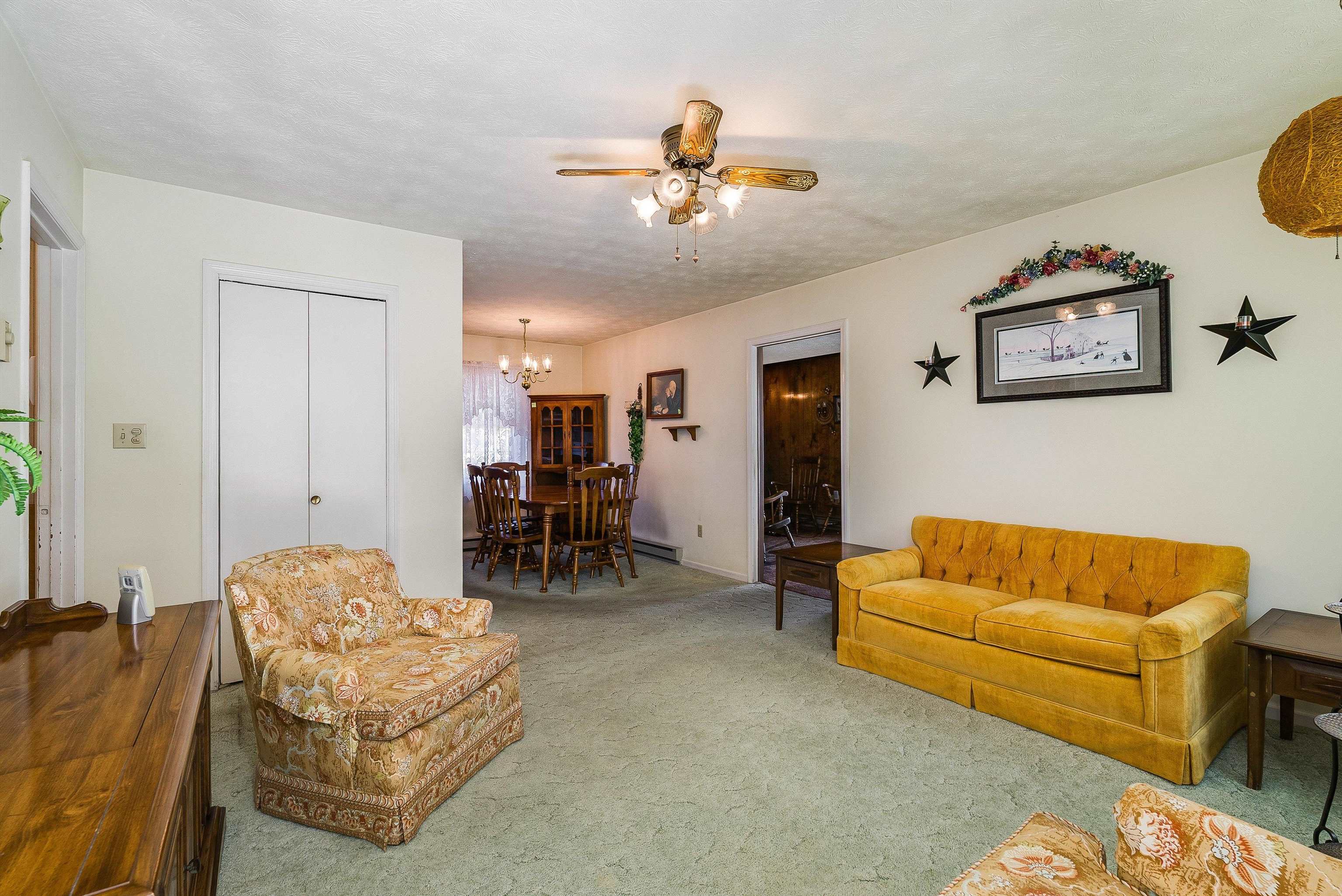 3430 OAK RIDGE RD, MOUNT CRAWFORD, Virginia 22841, 3 Bedrooms Bedrooms, ,1 BathroomBathrooms,Residential,3430 OAK RIDGE RD,670189 MLS # 670189