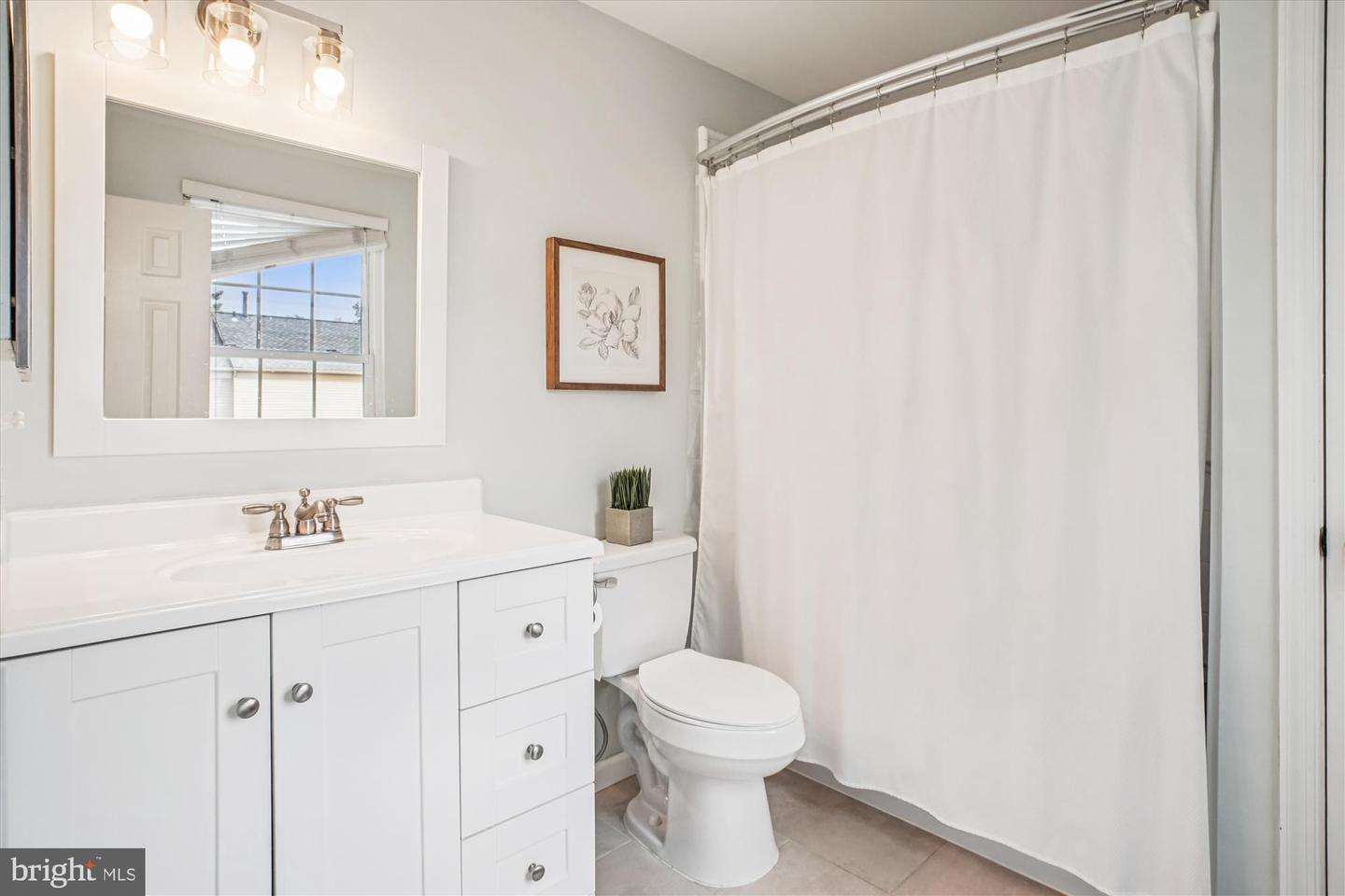 13486 FOXLEASE CT, HERNDON, Virginia 20171, 3 Bedrooms Bedrooms, ,2 BathroomsBathrooms,Residential,For sale,13486 FOXLEASE CT,VAFX2274250 MLS # VAFX2274250
