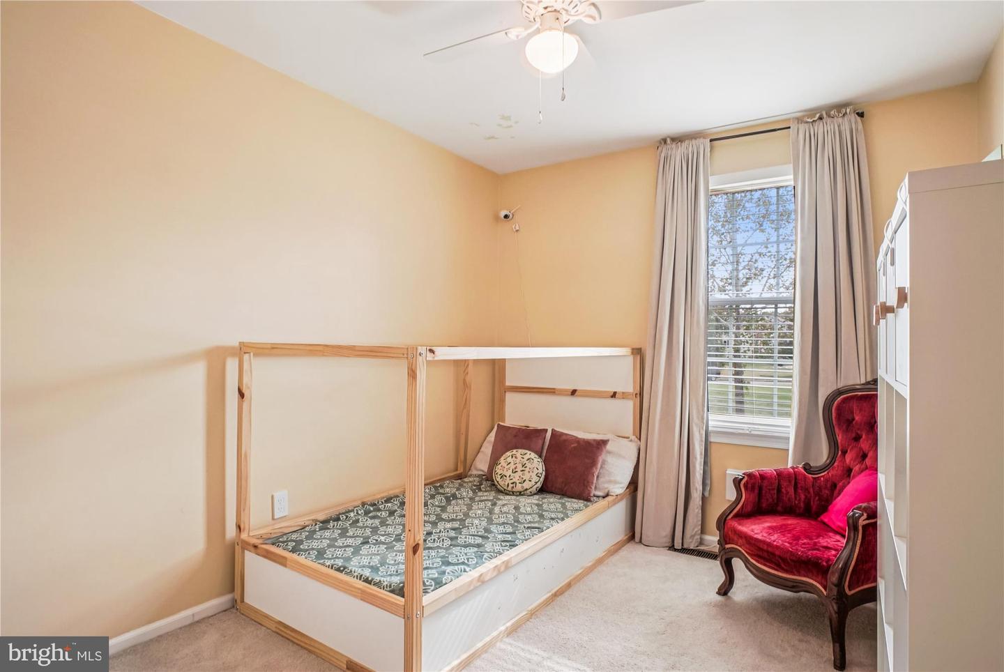 13486 FOXLEASE CT, HERNDON, Virginia 20171, 3 Bedrooms Bedrooms, ,2 BathroomsBathrooms,Residential,For sale,13486 FOXLEASE CT,VAFX2274250 MLS # VAFX2274250