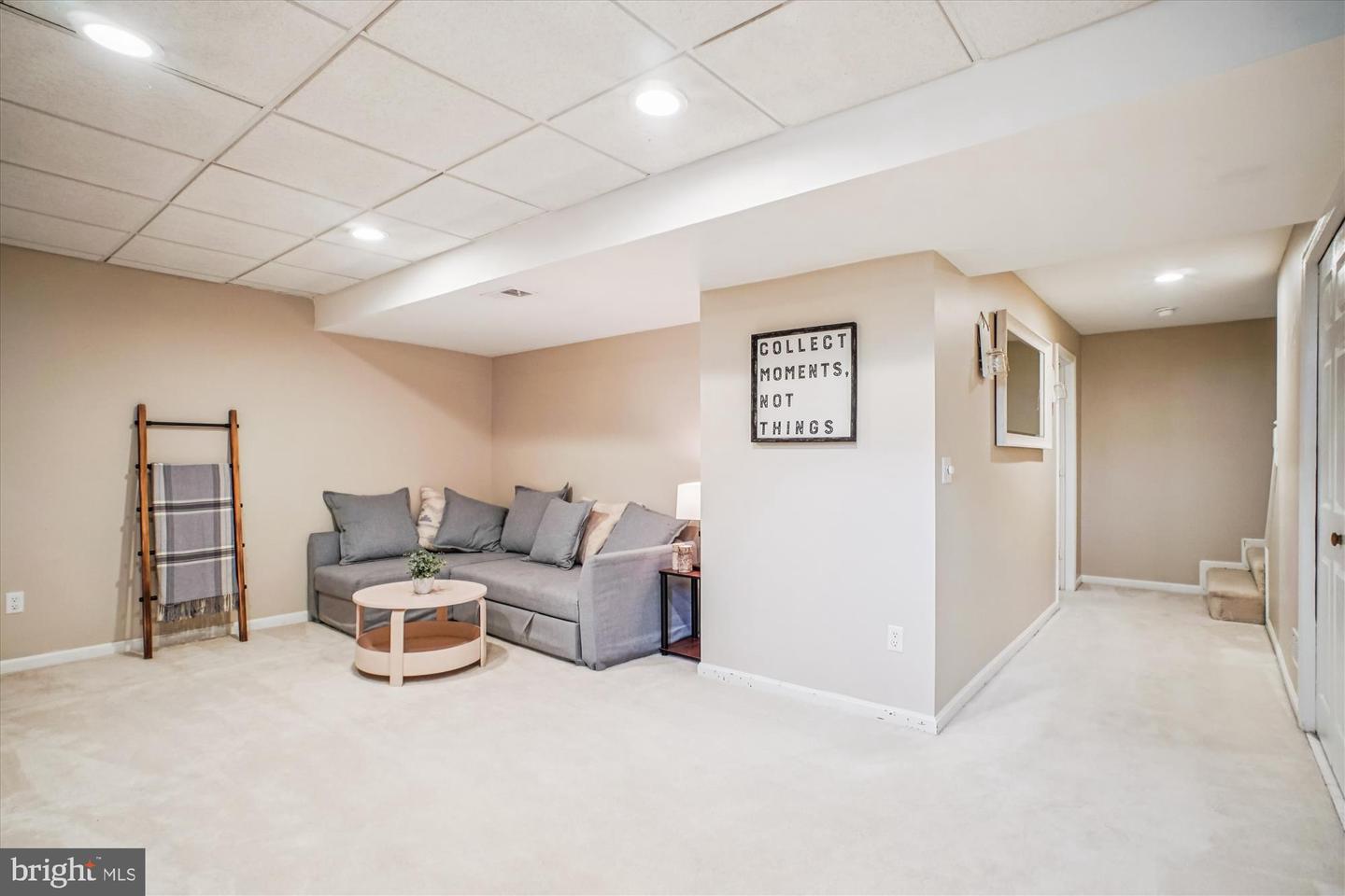 13486 FOXLEASE CT, HERNDON, Virginia 20171, 3 Bedrooms Bedrooms, ,2 BathroomsBathrooms,Residential,For sale,13486 FOXLEASE CT,VAFX2274250 MLS # VAFX2274250