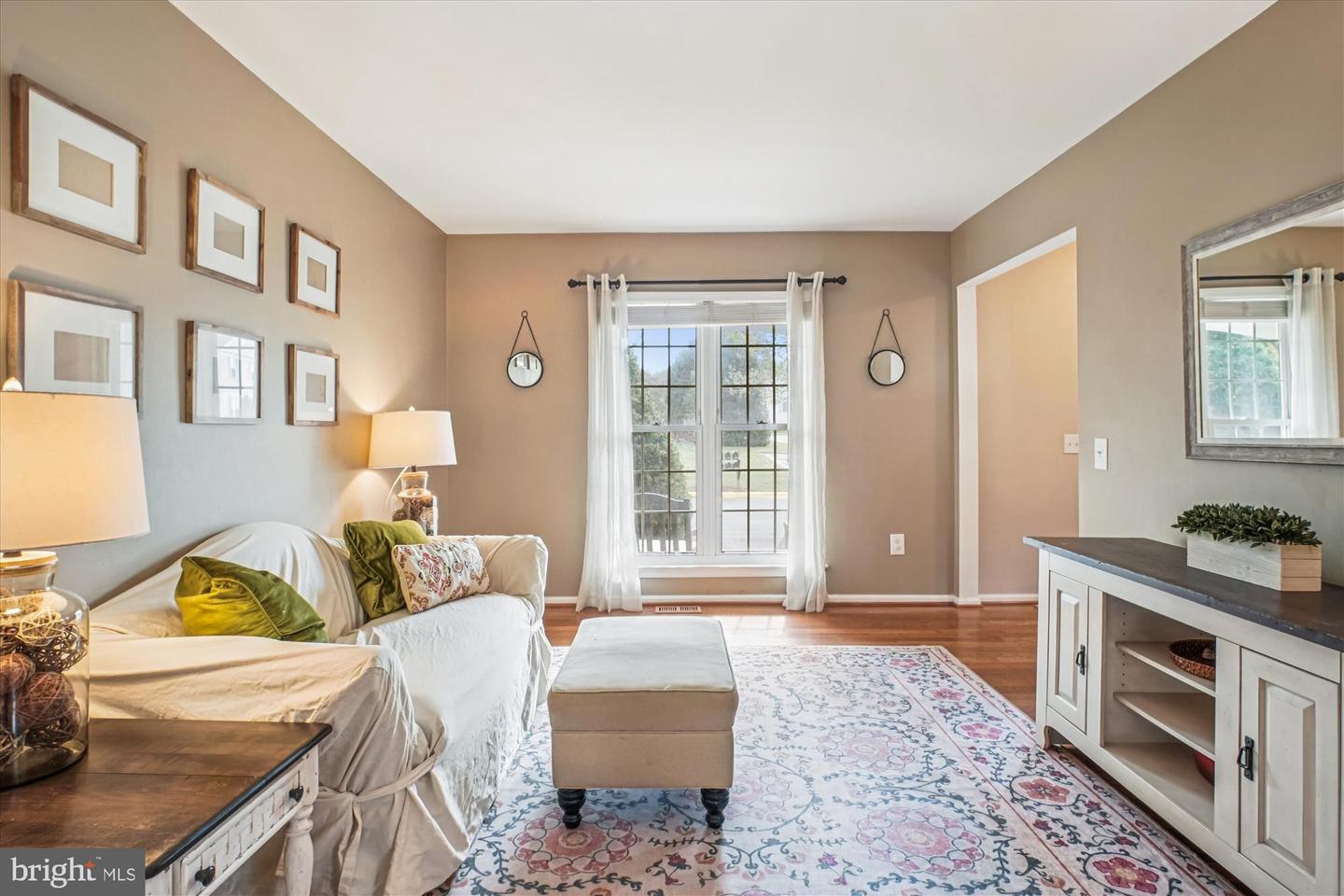 13486 FOXLEASE CT, HERNDON, Virginia 20171, 3 Bedrooms Bedrooms, ,2 BathroomsBathrooms,Residential,For sale,13486 FOXLEASE CT,VAFX2274250 MLS # VAFX2274250