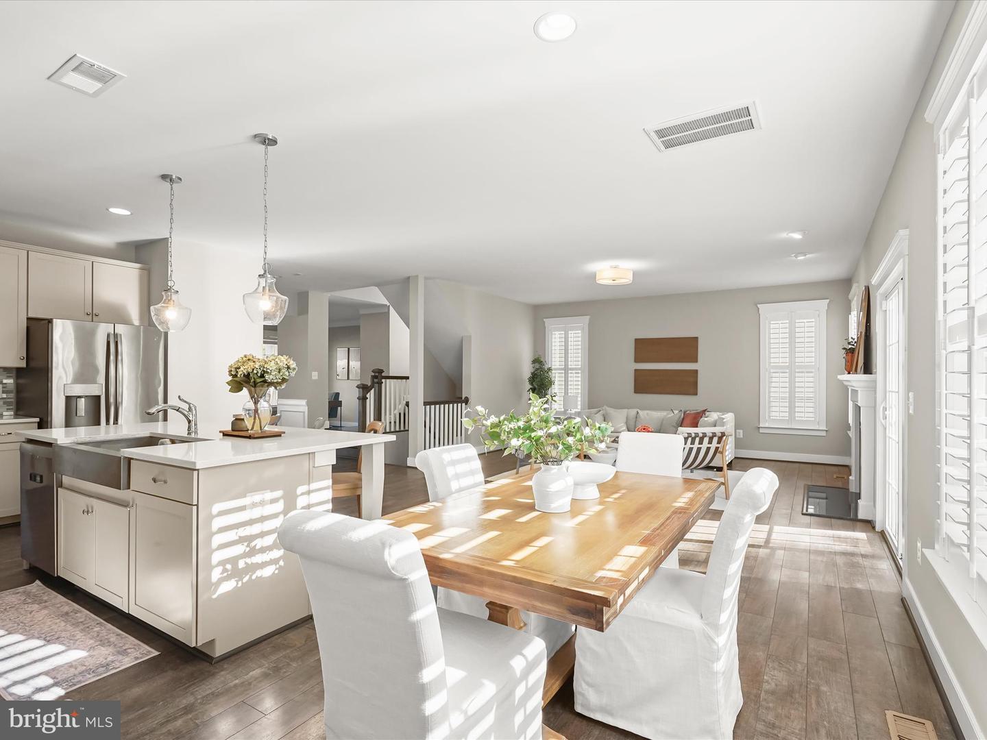 841 PENCOAST DR, PURCELLVILLE, Virginia 20132, 6 Bedrooms Bedrooms, ,3 BathroomsBathrooms,Residential,For sale,841 PENCOAST DR,VALO2108868 MLS # VALO2108868