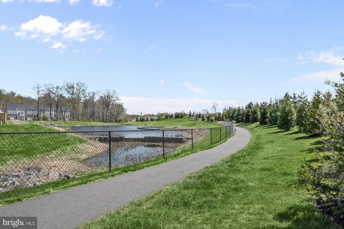 841 PENCOAST DR, PURCELLVILLE, Virginia 20132, 6 Bedrooms Bedrooms, ,3 BathroomsBathrooms,Residential,For sale,841 PENCOAST DR,VALO2108868 MLS # VALO2108868