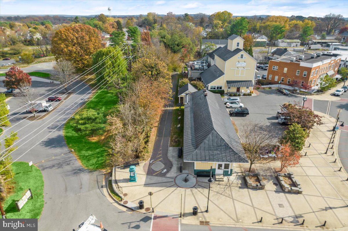 841 PENCOAST DR, PURCELLVILLE, Virginia 20132, 6 Bedrooms Bedrooms, ,3 BathroomsBathrooms,Residential,For sale,841 PENCOAST DR,VALO2108868 MLS # VALO2108868