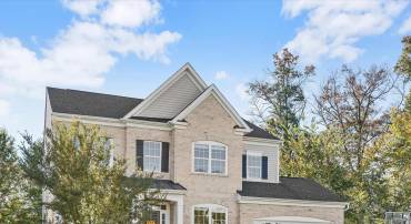 841 PENCOAST DR, PURCELLVILLE, Virginia 20132, 6 Bedrooms Bedrooms, ,3 BathroomsBathrooms,Residential,For sale,841 PENCOAST DR,VALO2108868 MLS # VALO2108868