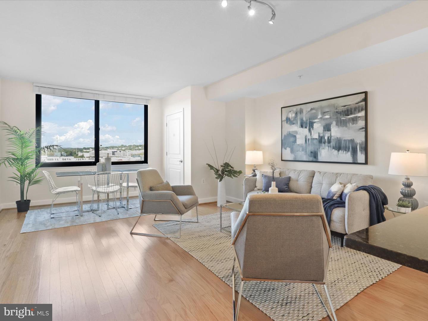 2451 MIDTOWN AVE #921, ALEXANDRIA, Virginia 22303, 1 Bedroom Bedrooms, ,1 BathroomBathrooms,Residential,For sale,2451 MIDTOWN AVE #921,VAFX2274530 MLS # VAFX2274530