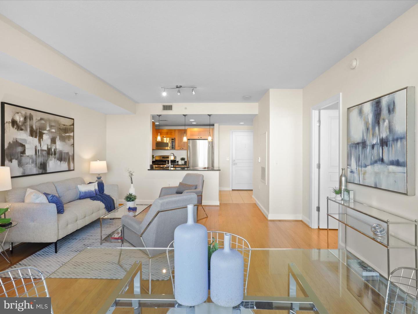 2451 MIDTOWN AVE #921, ALEXANDRIA, Virginia 22303, 1 Bedroom Bedrooms, ,1 BathroomBathrooms,Residential,For sale,2451 MIDTOWN AVE #921,VAFX2274530 MLS # VAFX2274530