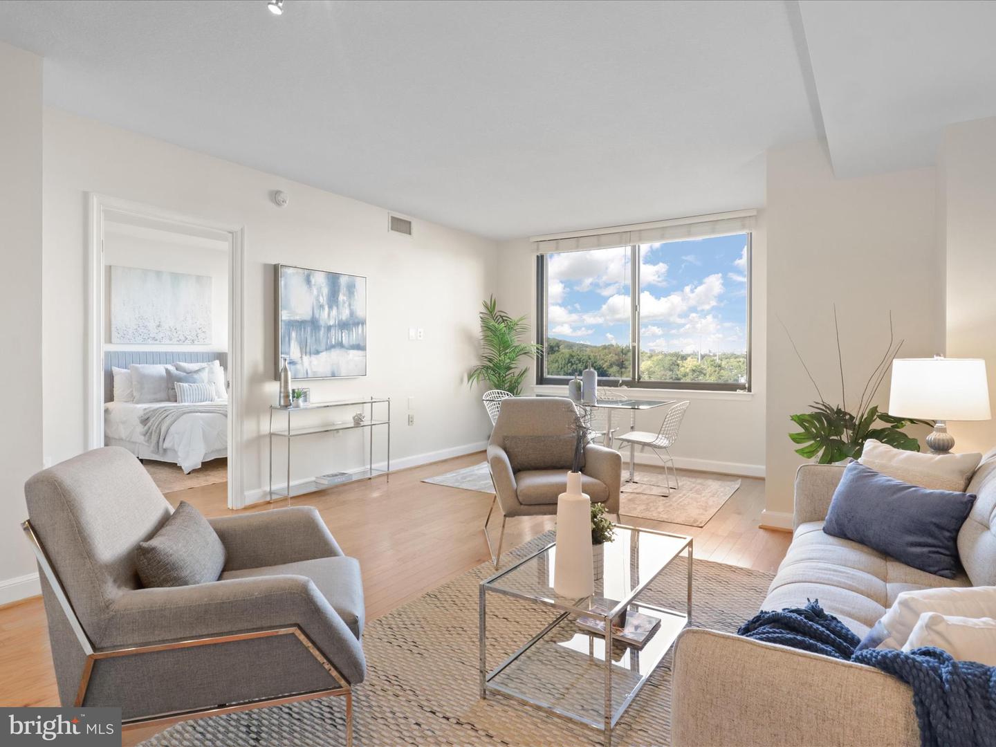 2451 MIDTOWN AVE #921, ALEXANDRIA, Virginia 22303, 1 Bedroom Bedrooms, ,1 BathroomBathrooms,Residential,For sale,2451 MIDTOWN AVE #921,VAFX2274530 MLS # VAFX2274530