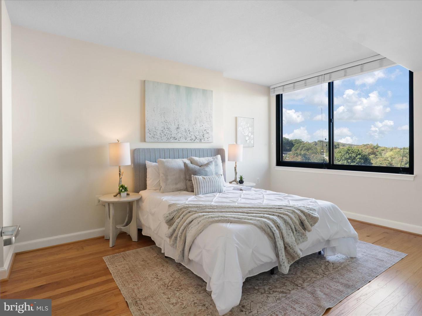 2451 MIDTOWN AVE #921, ALEXANDRIA, Virginia 22303, 1 Bedroom Bedrooms, ,1 BathroomBathrooms,Residential,For sale,2451 MIDTOWN AVE #921,VAFX2274530 MLS # VAFX2274530