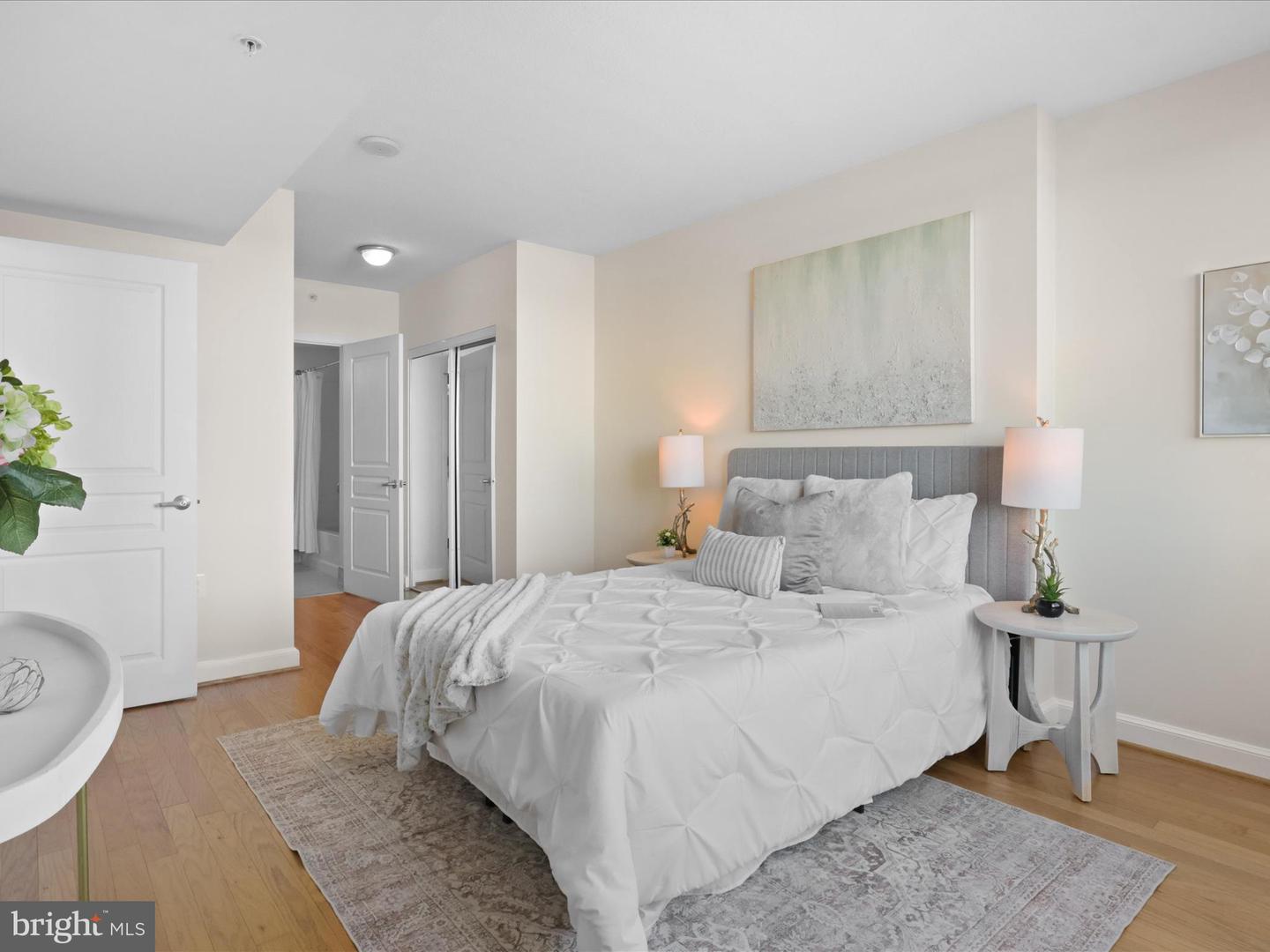 2451 MIDTOWN AVE #921, ALEXANDRIA, Virginia 22303, 1 Bedroom Bedrooms, ,1 BathroomBathrooms,Residential,For sale,2451 MIDTOWN AVE #921,VAFX2274530 MLS # VAFX2274530