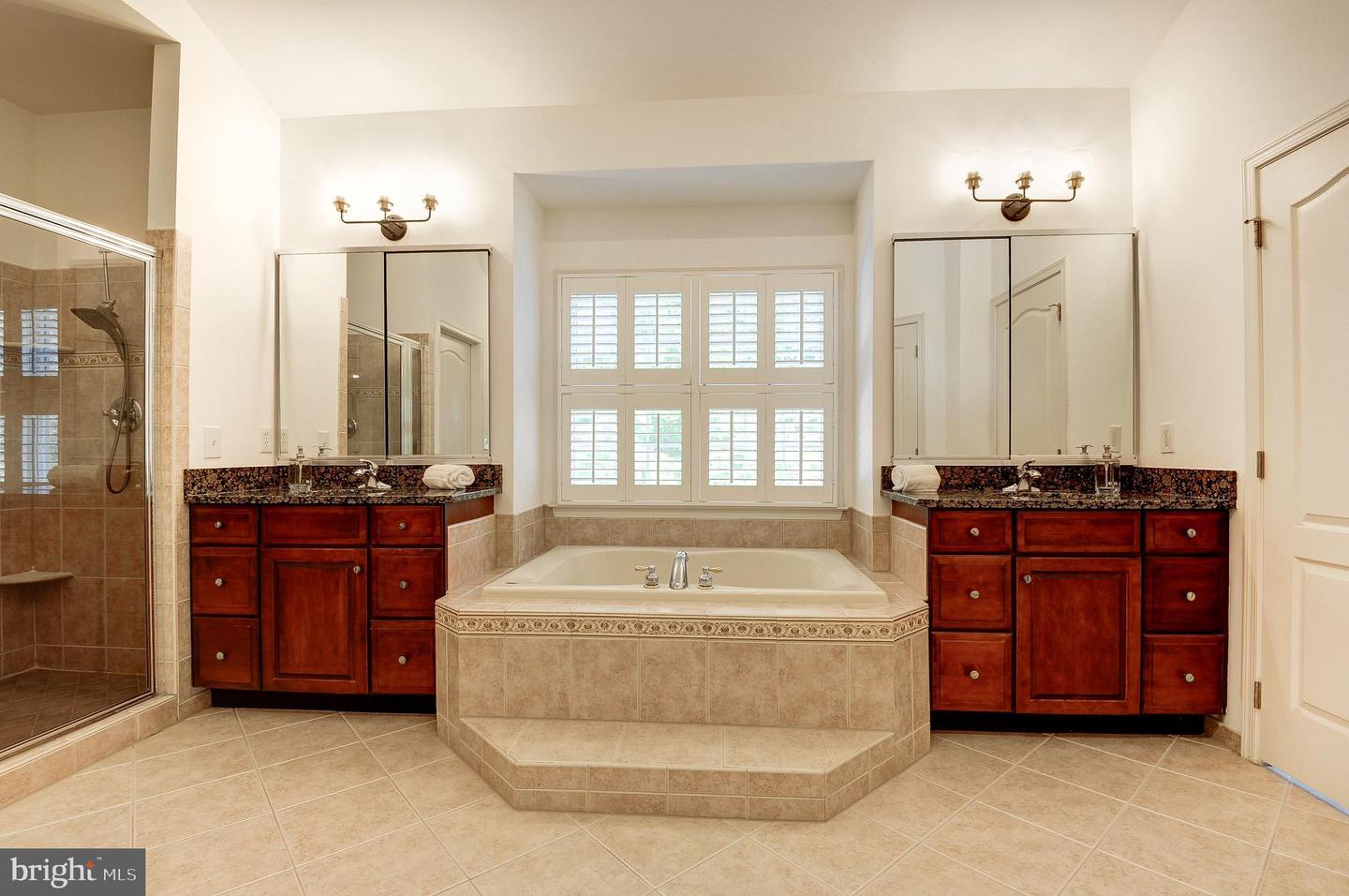 20343 KIAWAH ISLAND DR, ASHBURN, Virginia 20147, 4 Bedrooms Bedrooms, ,3 BathroomsBathrooms,Residential,For sale,20343 KIAWAH ISLAND DR,VALO2109012 MLS # VALO2109012
