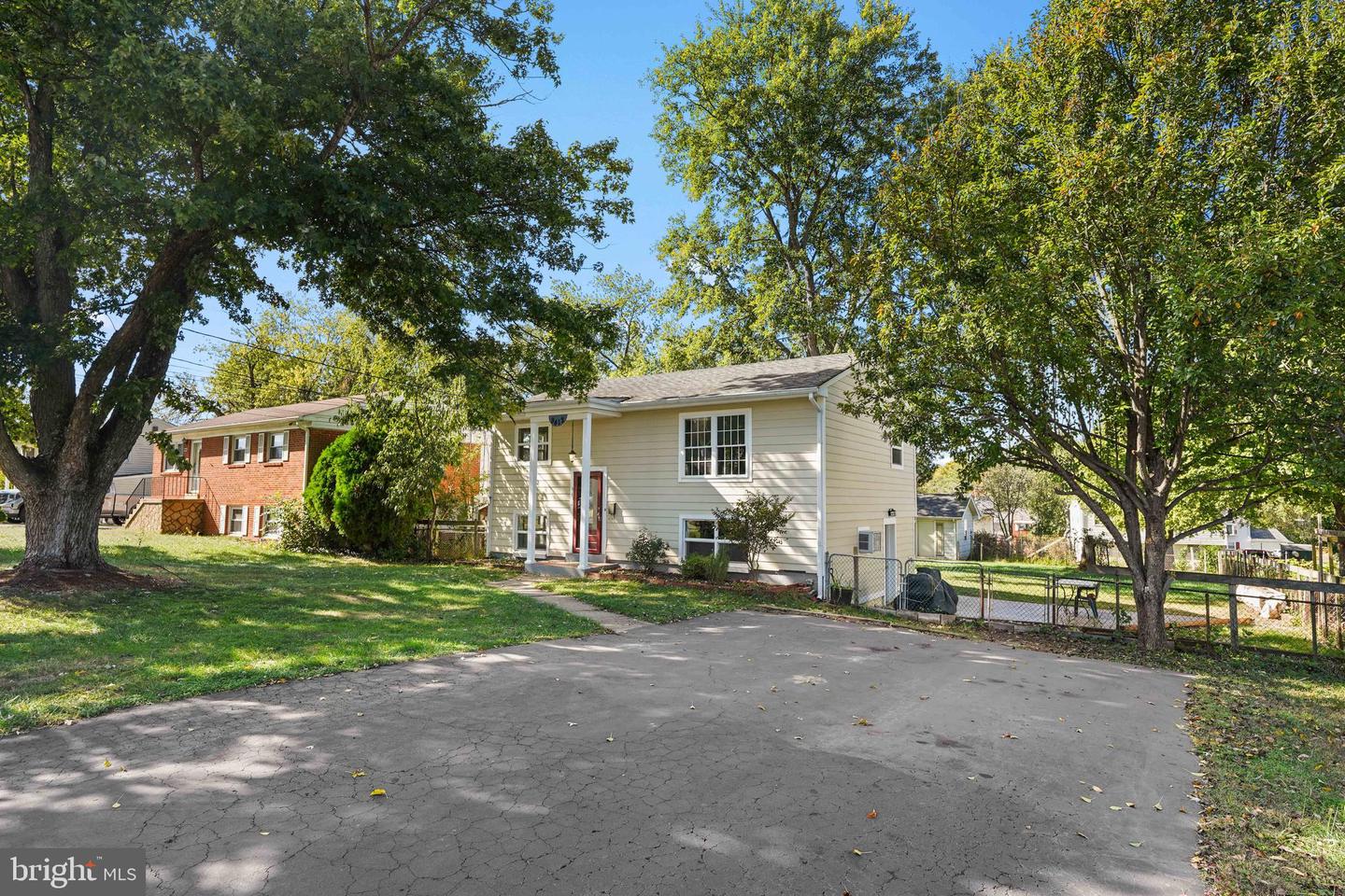 9412 WESTMORELAND AVE, MANASSAS, Virginia 20110, 3 Bedrooms Bedrooms, ,2 BathroomsBathrooms,Residential,For sale,9412 WESTMORELAND AVE,VAPW2106094 MLS # VAPW2106094