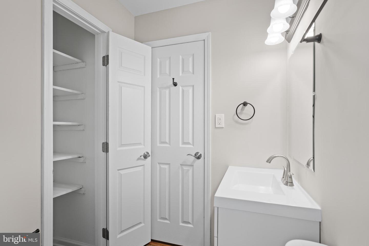 9412 WESTMORELAND AVE, MANASSAS, Virginia 20110, 3 Bedrooms Bedrooms, ,2 BathroomsBathrooms,Residential,For sale,9412 WESTMORELAND AVE,VAPW2106094 MLS # VAPW2106094