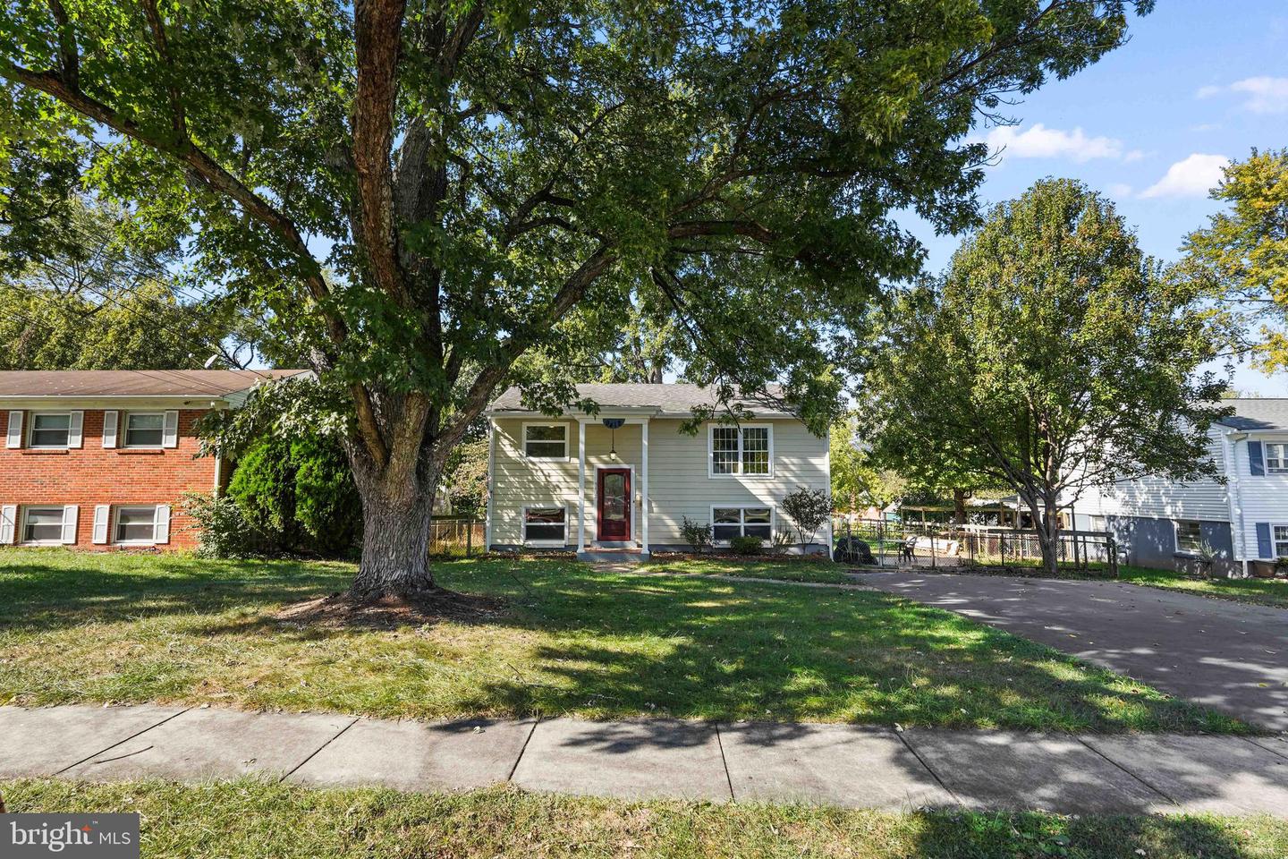 9412 WESTMORELAND AVE, MANASSAS, Virginia 20110, 3 Bedrooms Bedrooms, ,2 BathroomsBathrooms,Residential,For sale,9412 WESTMORELAND AVE,VAPW2106094 MLS # VAPW2106094