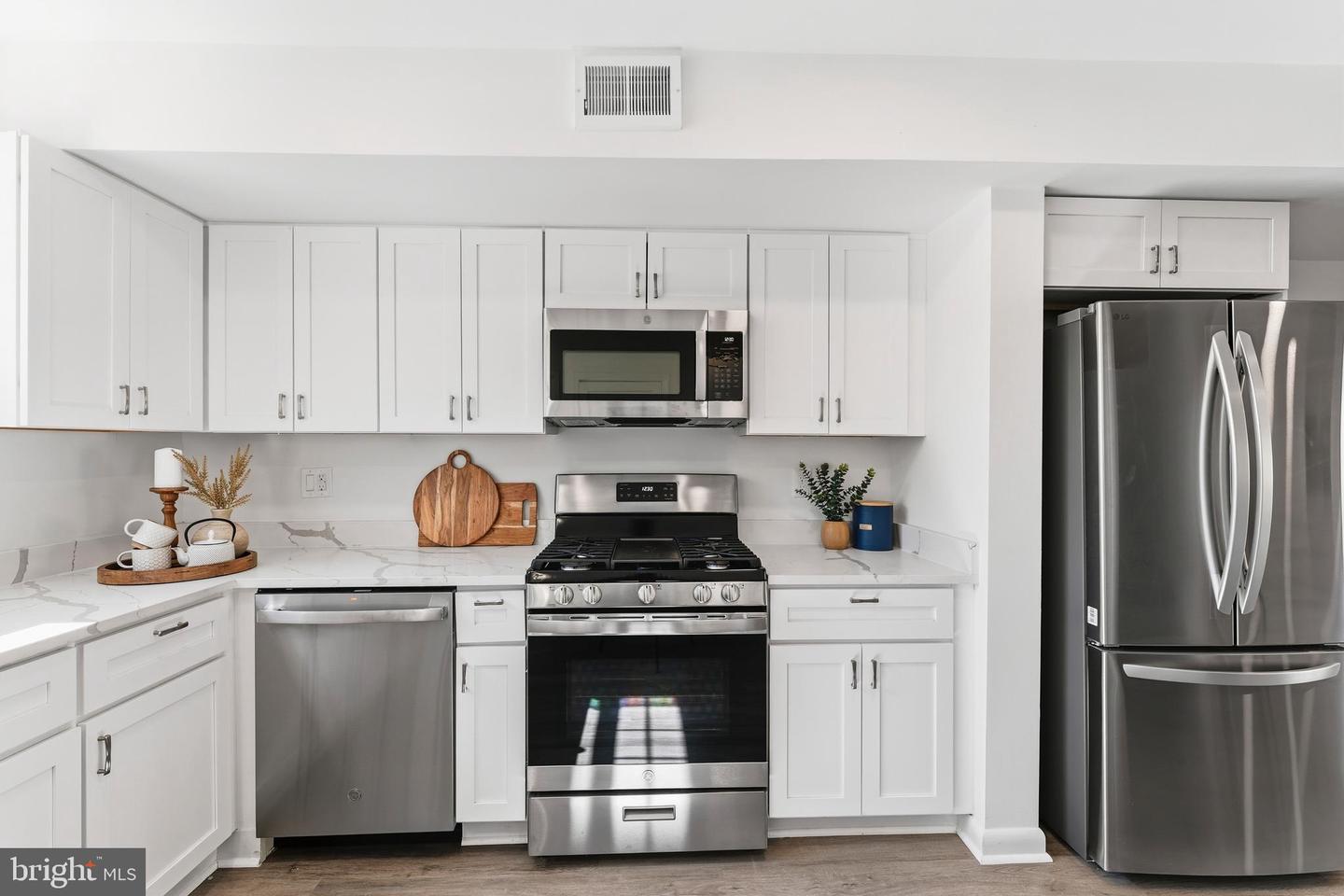 1019 FIRST ST, ALEXANDRIA, Virginia 22314, 3 Bedrooms Bedrooms, ,2 BathroomsBathrooms,Residential,For sale,1019 FIRST ST,VAAX2050896 MLS # VAAX2050896