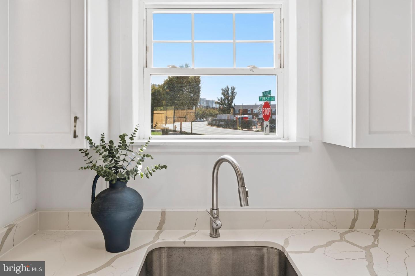 1019 FIRST ST, ALEXANDRIA, Virginia 22314, 3 Bedrooms Bedrooms, ,2 BathroomsBathrooms,Residential,For sale,1019 FIRST ST,VAAX2050896 MLS # VAAX2050896