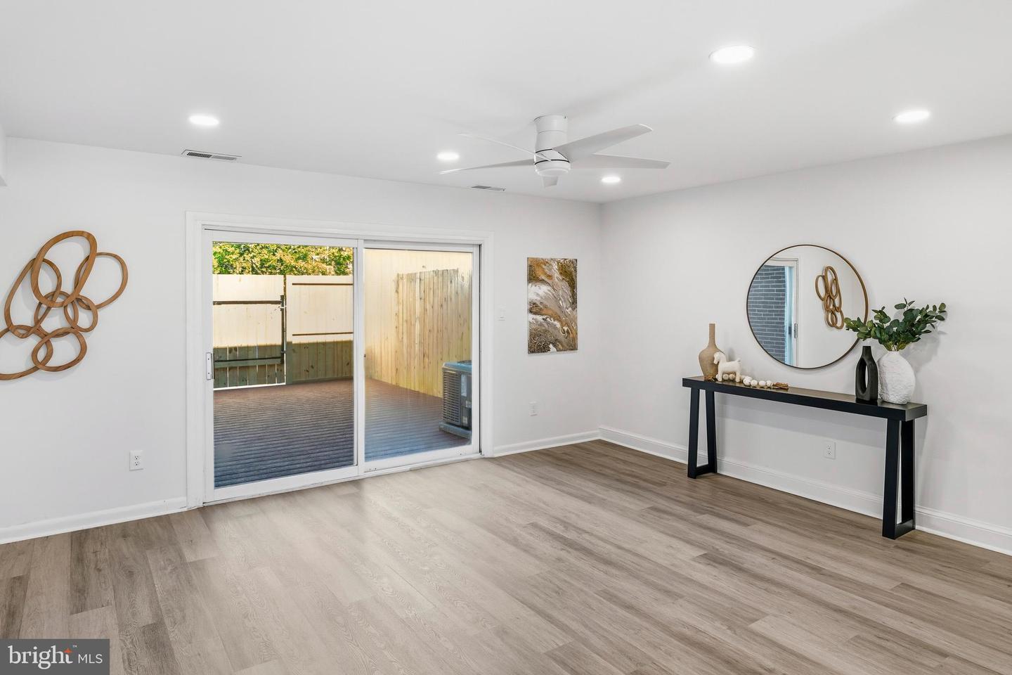 1019 FIRST ST, ALEXANDRIA, Virginia 22314, 3 Bedrooms Bedrooms, ,2 BathroomsBathrooms,Residential,For sale,1019 FIRST ST,VAAX2050896 MLS # VAAX2050896