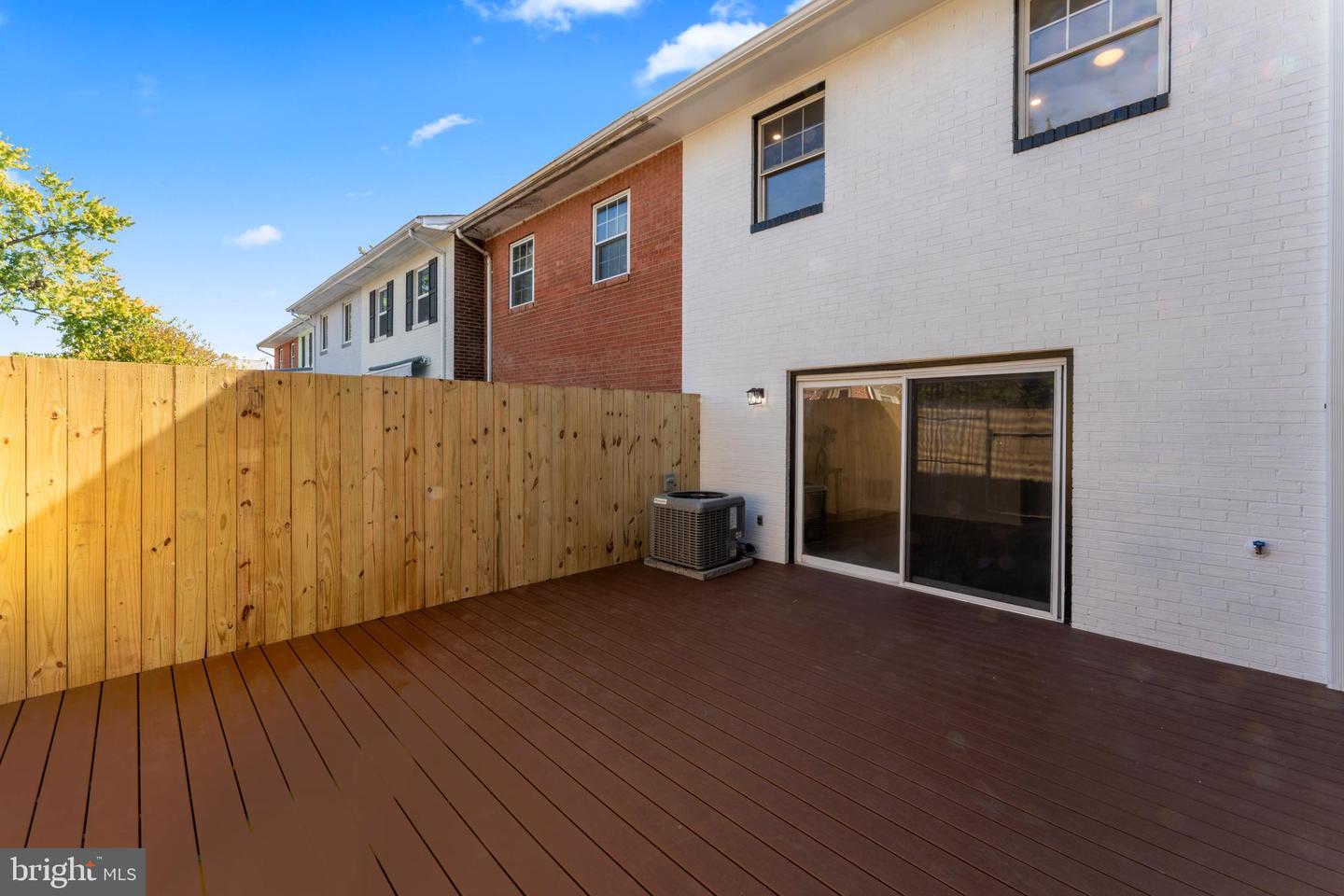 1019 FIRST ST, ALEXANDRIA, Virginia 22314, 3 Bedrooms Bedrooms, ,2 BathroomsBathrooms,Residential,For sale,1019 FIRST ST,VAAX2050896 MLS # VAAX2050896