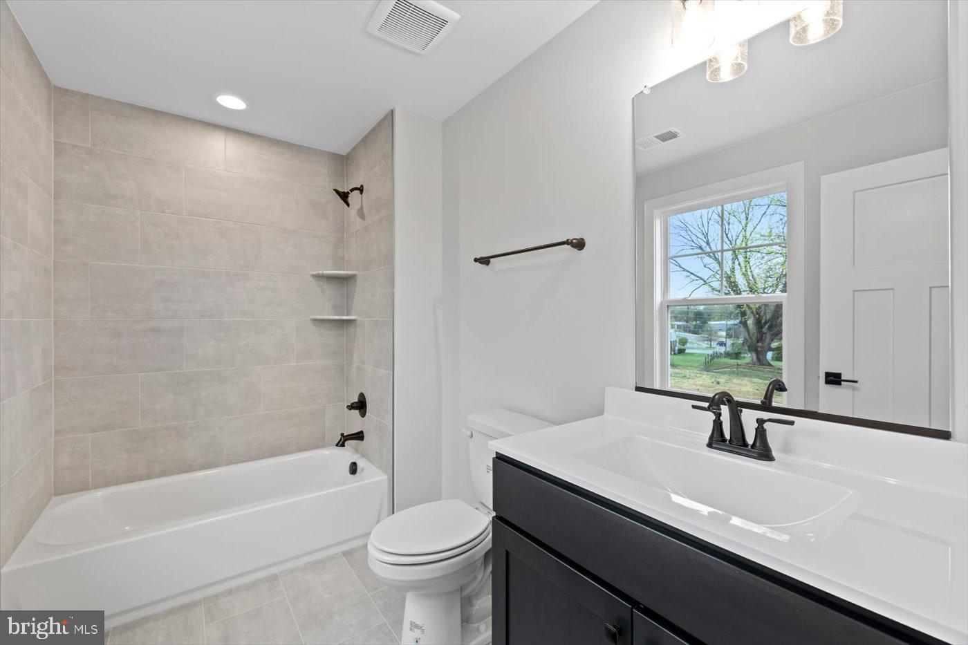 575 SOLGROVE RD, WARRENTON, Virginia 20186, 4 Bedrooms Bedrooms, ,4 BathroomsBathrooms,Residential,For sale,575 SOLGROVE RD,VAFQ2019400 MLS # VAFQ2019400