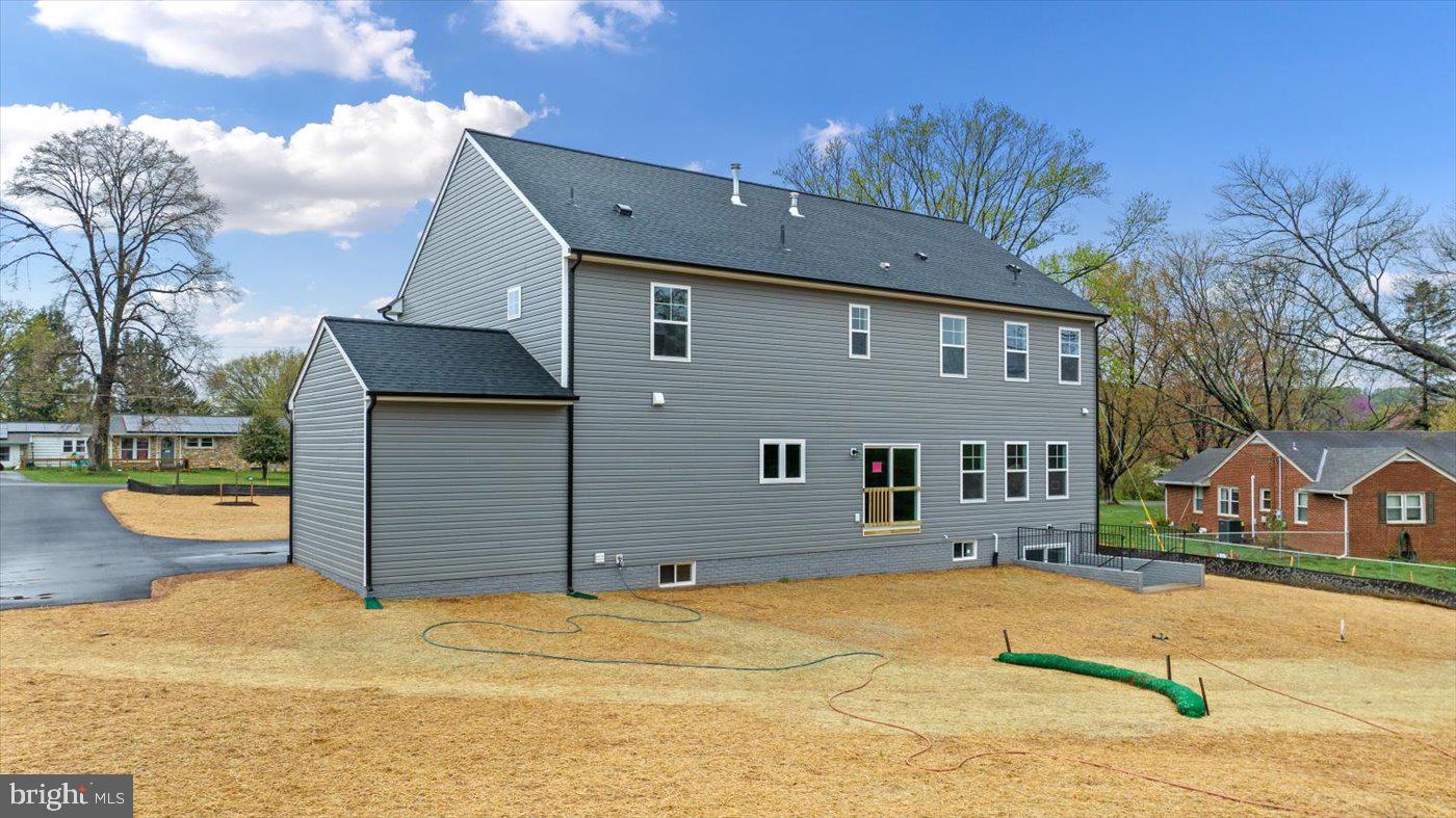 575 SOLGROVE RD, WARRENTON, Virginia 20186, 4 Bedrooms Bedrooms, ,4 BathroomsBathrooms,Residential,For sale,575 SOLGROVE RD,VAFQ2019400 MLS # VAFQ2019400