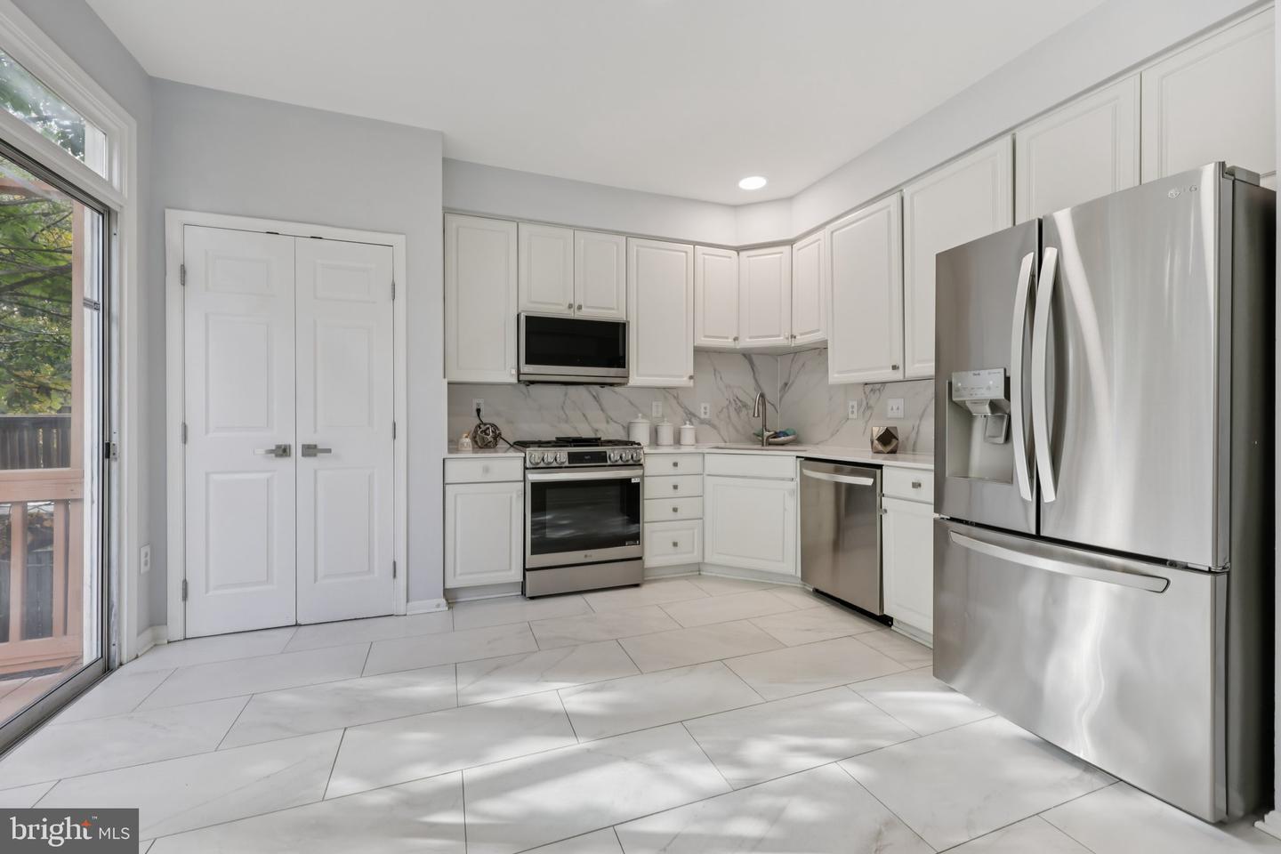 43183 GLENELDER TER, ASHBURN, Virginia 20147, 4 Bedrooms Bedrooms, ,2 BathroomsBathrooms,Residential,For sale,43183 GLENELDER TER,VALO2109040 MLS # VALO2109040